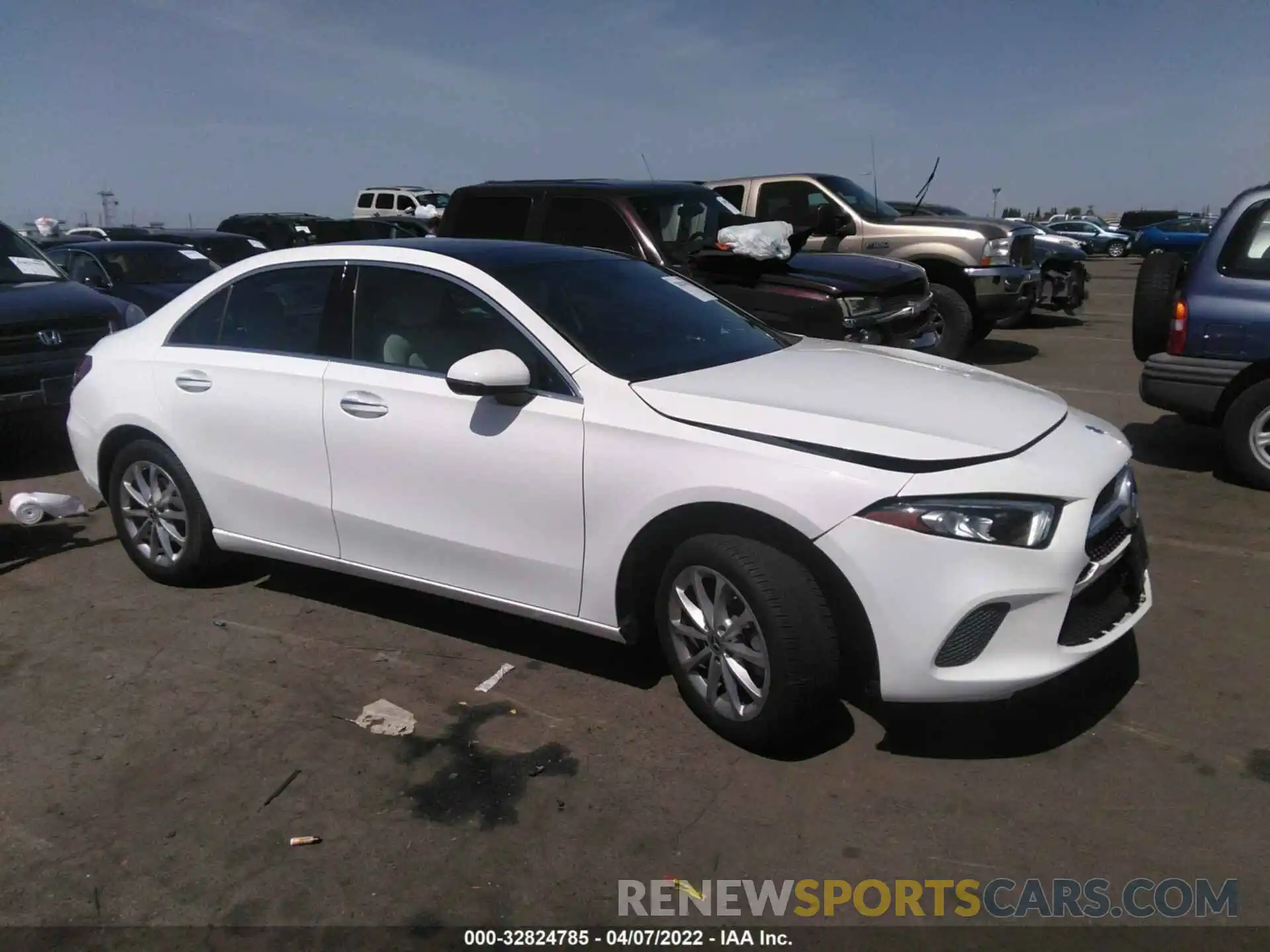 1 Photograph of a damaged car WDD3G4EB2KW022503 MERCEDES-BENZ A-CLASS 2019