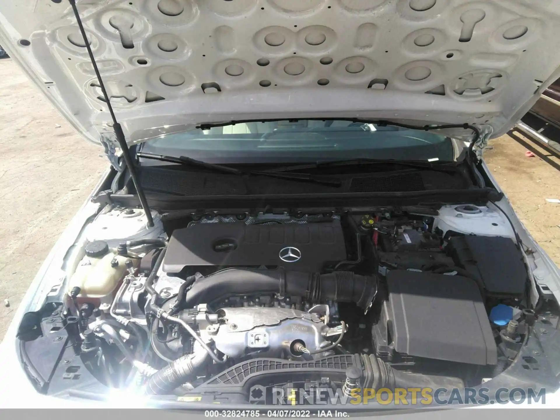 10 Photograph of a damaged car WDD3G4EB2KW022503 MERCEDES-BENZ A-CLASS 2019