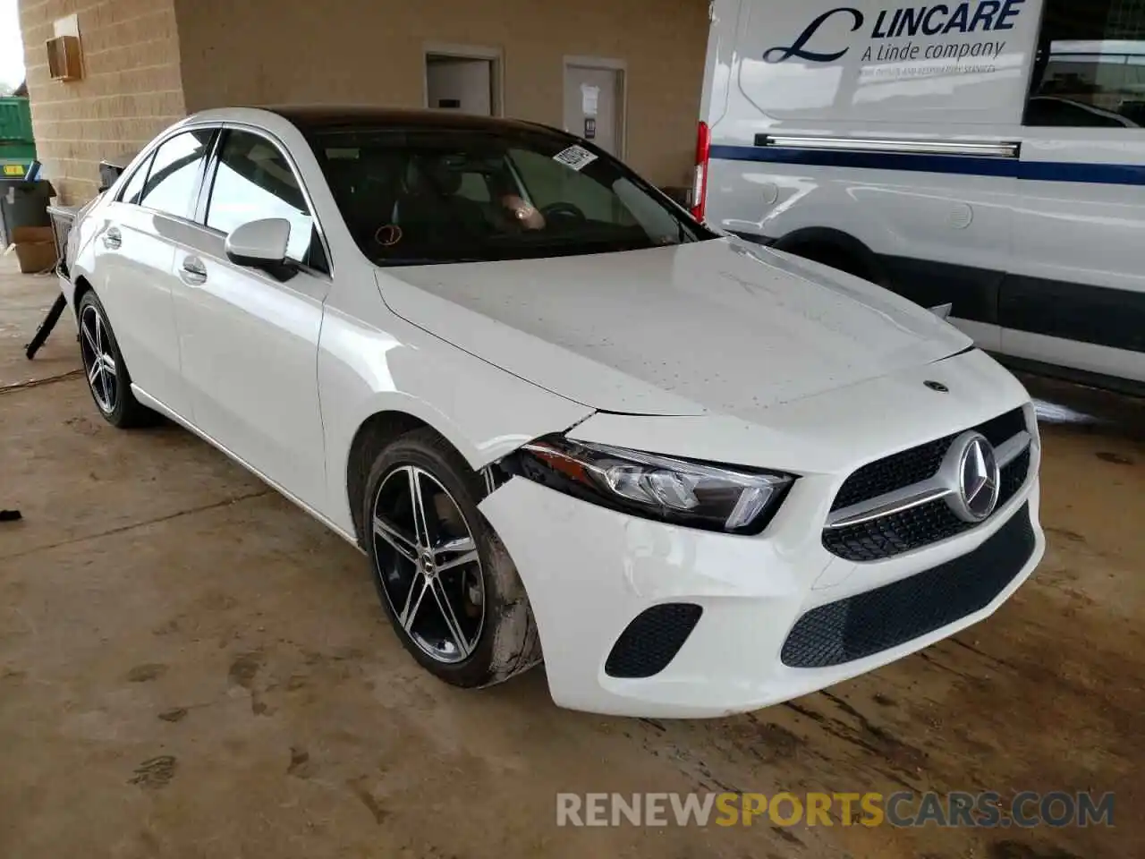 1 Photograph of a damaged car WDD3G4EB3KW000431 MERCEDES-BENZ A-CLASS 2019