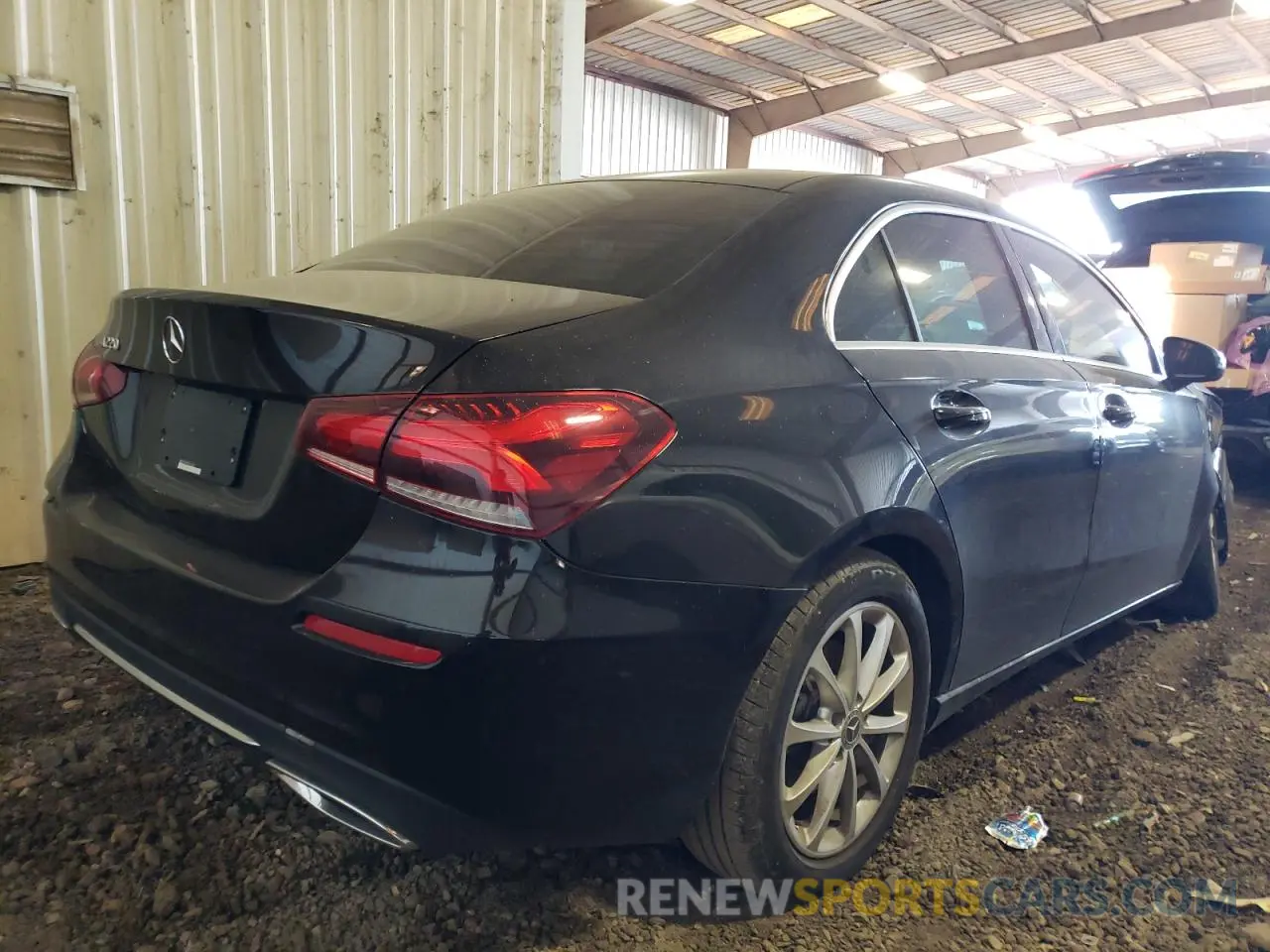 4 Photograph of a damaged car WDD3G4EB3KW012630 MERCEDES-BENZ A-CLASS 2019