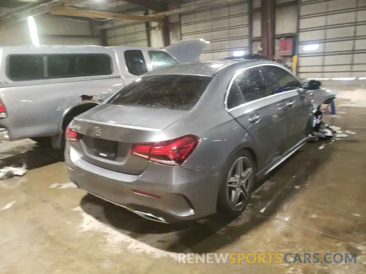 4 Photograph of a damaged car WDD3G4EB3KW019481 MERCEDES-BENZ A-CLASS 2019