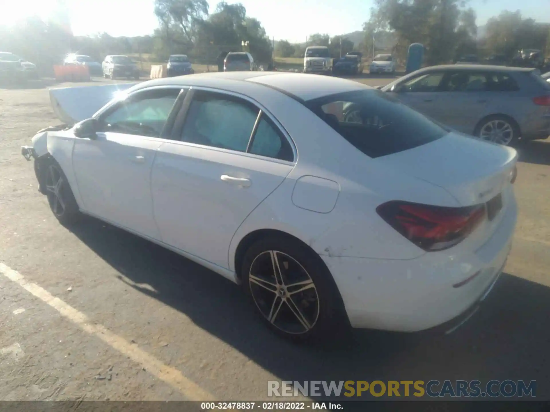 3 Photograph of a damaged car WDD3G4EB3KW020629 MERCEDES-BENZ A-CLASS 2019