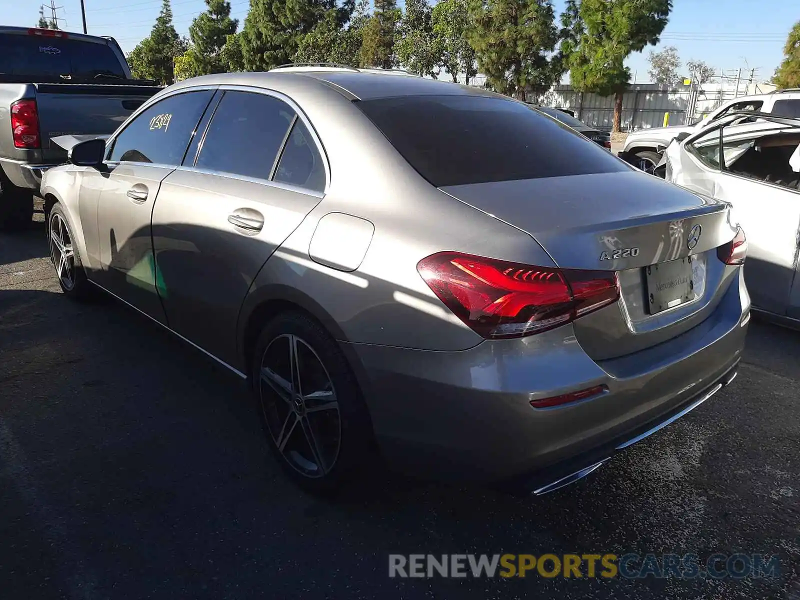 3 Photograph of a damaged car WDD3G4EB3KW021828 MERCEDES-BENZ A-CLASS 2019