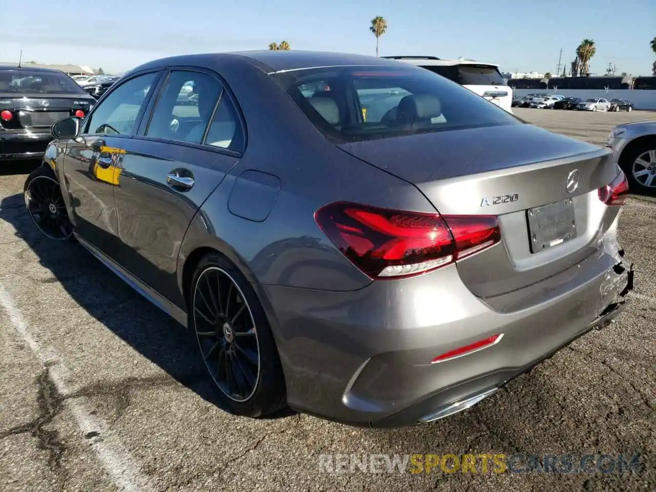 3 Photograph of a damaged car WDD3G4EB3KW022008 MERCEDES-BENZ A-CLASS 2019