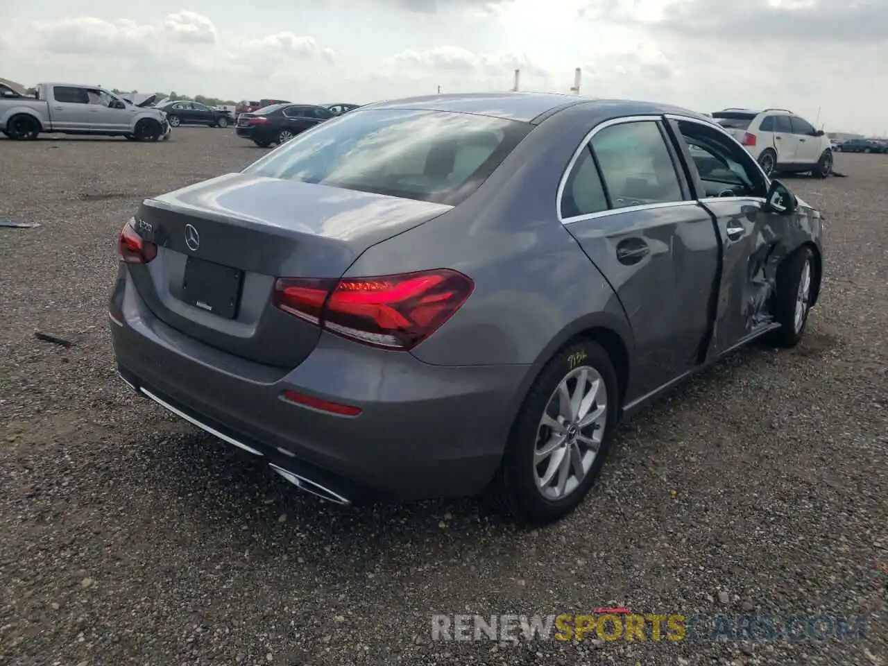 4 Photograph of a damaged car WDD3G4EB3KW025653 MERCEDES-BENZ A-CLASS 2019