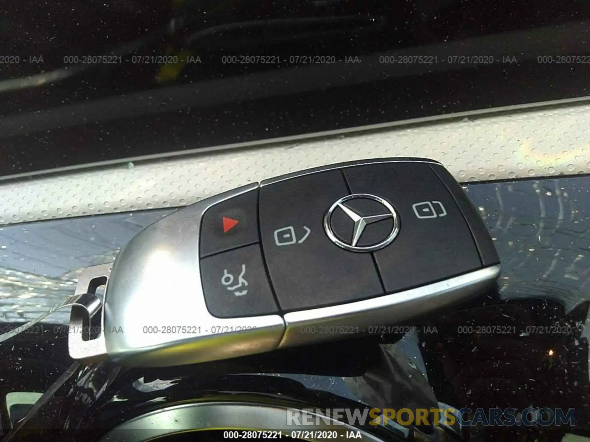 11 Фотография поврежденного автомобиля WDD3G4EB3KW027984 MERCEDES-BENZ A-CLASS 2019