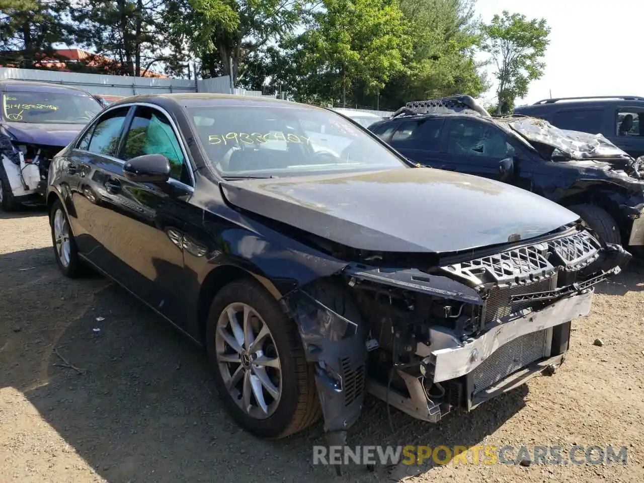 1 Photograph of a damaged car WDD3G4EB3KW028780 MERCEDES-BENZ A-CLASS 2019