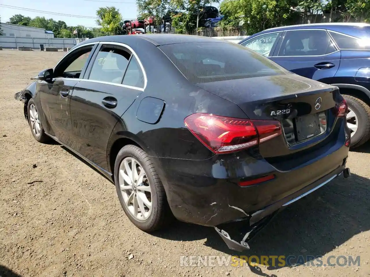 3 Photograph of a damaged car WDD3G4EB3KW028780 MERCEDES-BENZ A-CLASS 2019