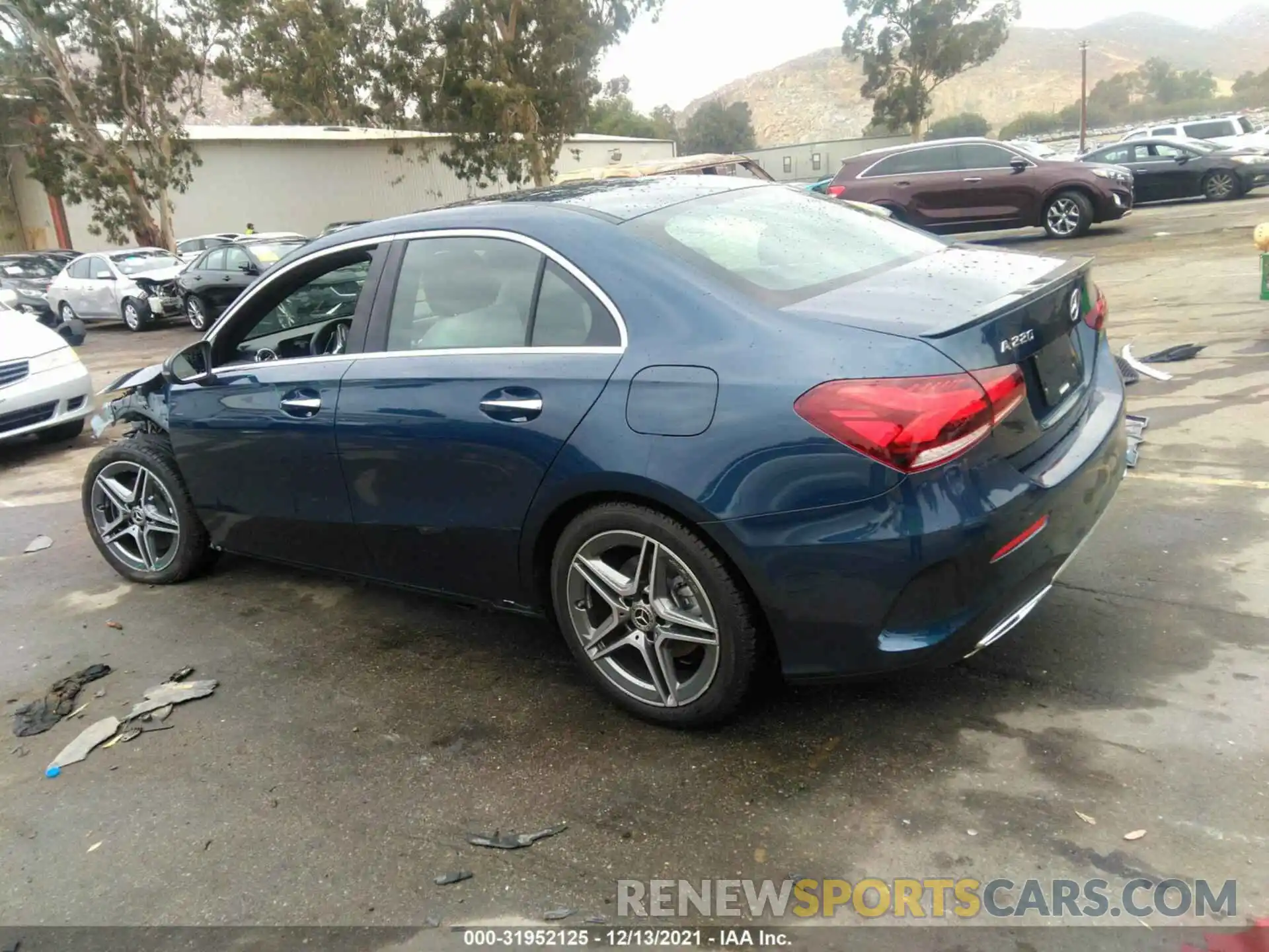 3 Photograph of a damaged car WDD3G4EB4KW017626 MERCEDES-BENZ A-CLASS 2019