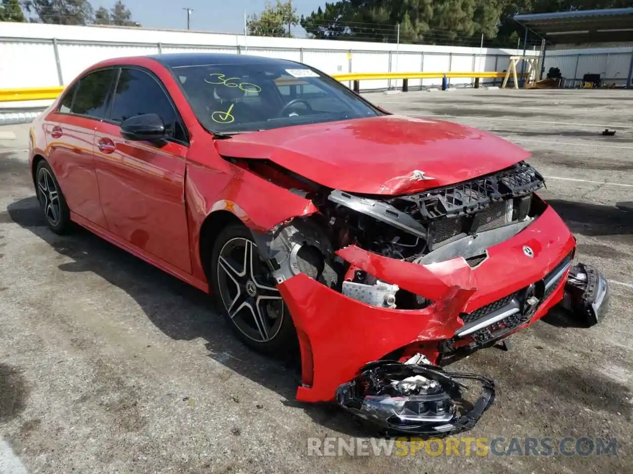 1 Photograph of a damaged car WDD3G4EB4KW025631 MERCEDES-BENZ A-CLASS 2019