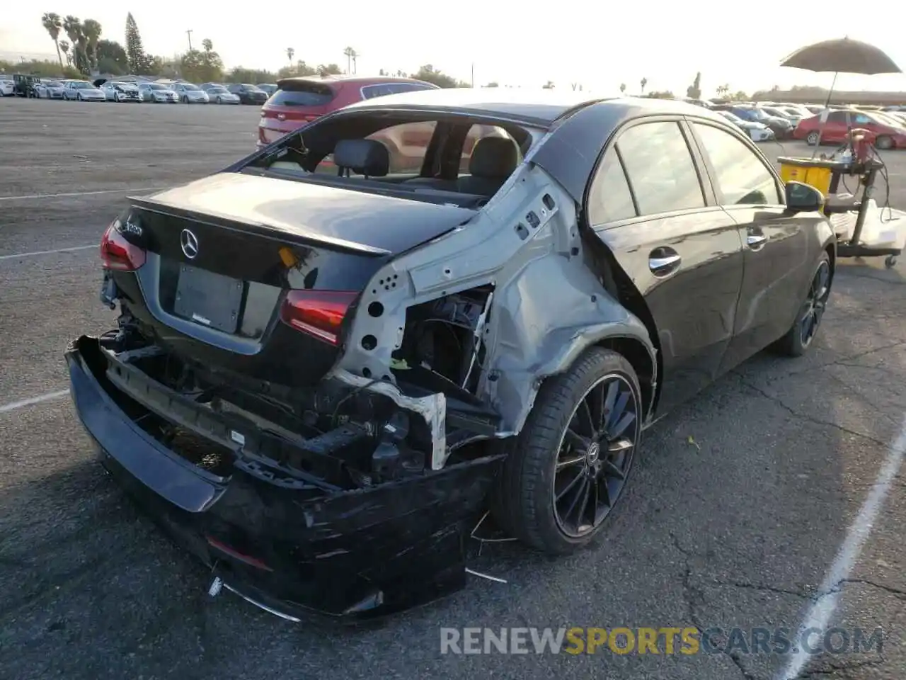 4 Photograph of a damaged car WDD3G4EB4KW027945 MERCEDES-BENZ A-CLASS 2019