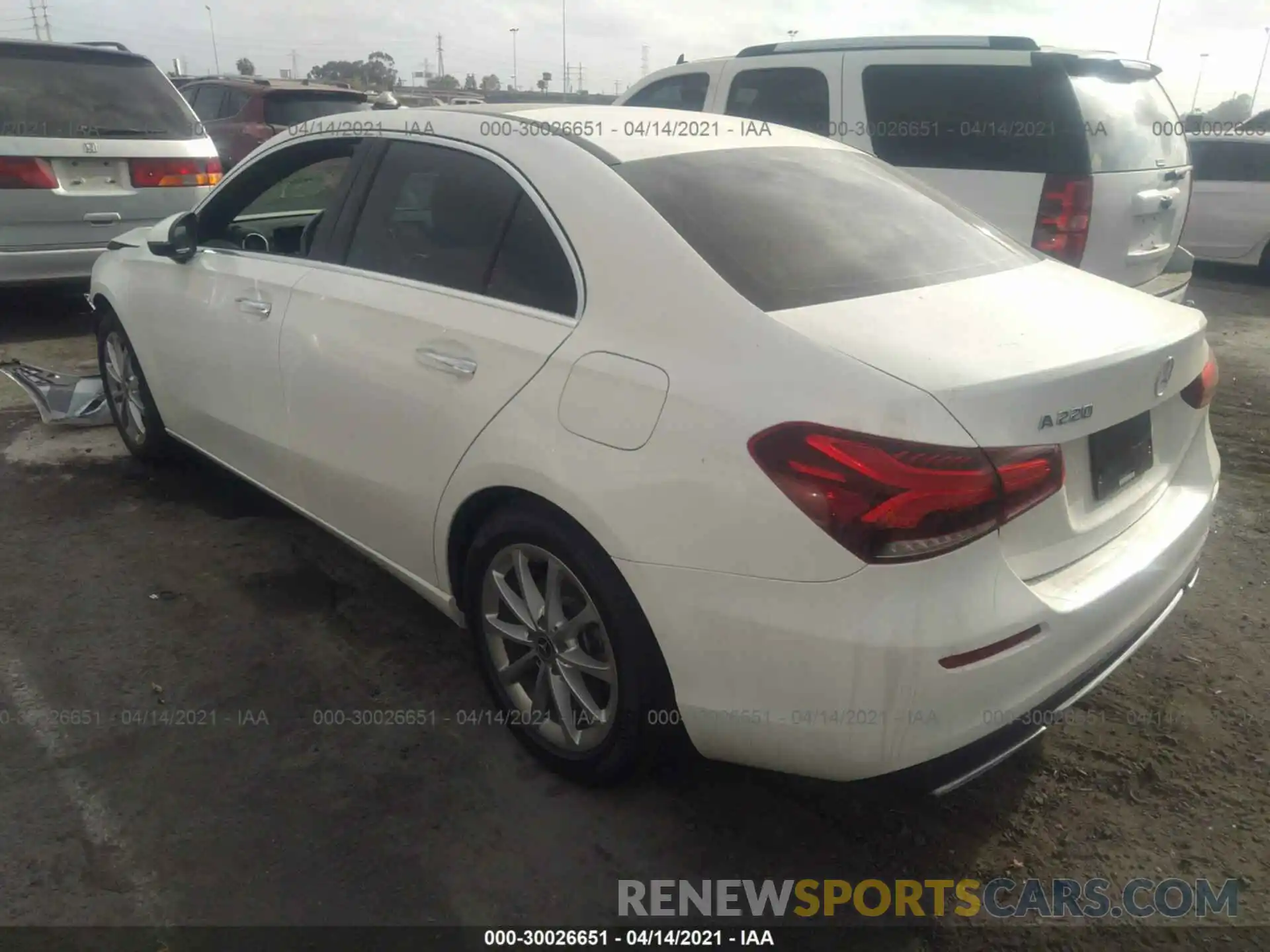 3 Photograph of a damaged car WDD3G4EB5KW002780 MERCEDES-BENZ A-CLASS 2019