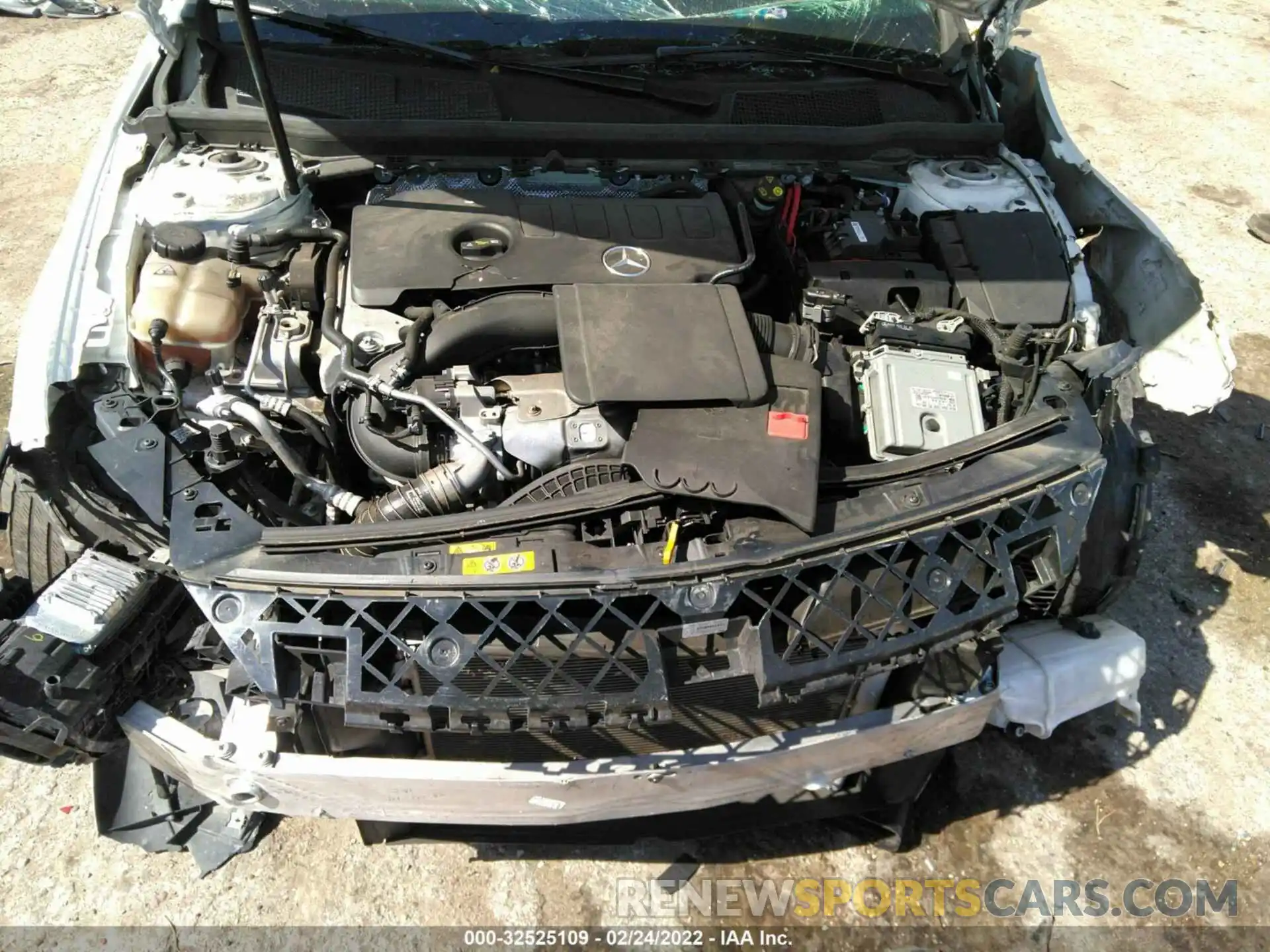 10 Photograph of a damaged car WDD3G4EB5KW021121 MERCEDES-BENZ A-CLASS 2019