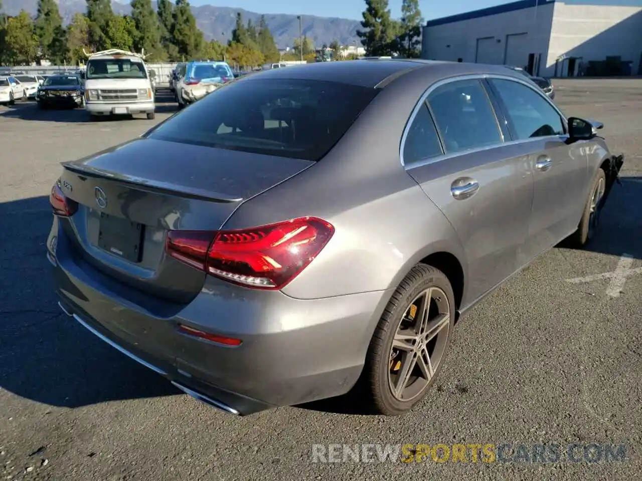 4 Photograph of a damaged car WDD3G4EB5KW022298 MERCEDES-BENZ A-CLASS 2019