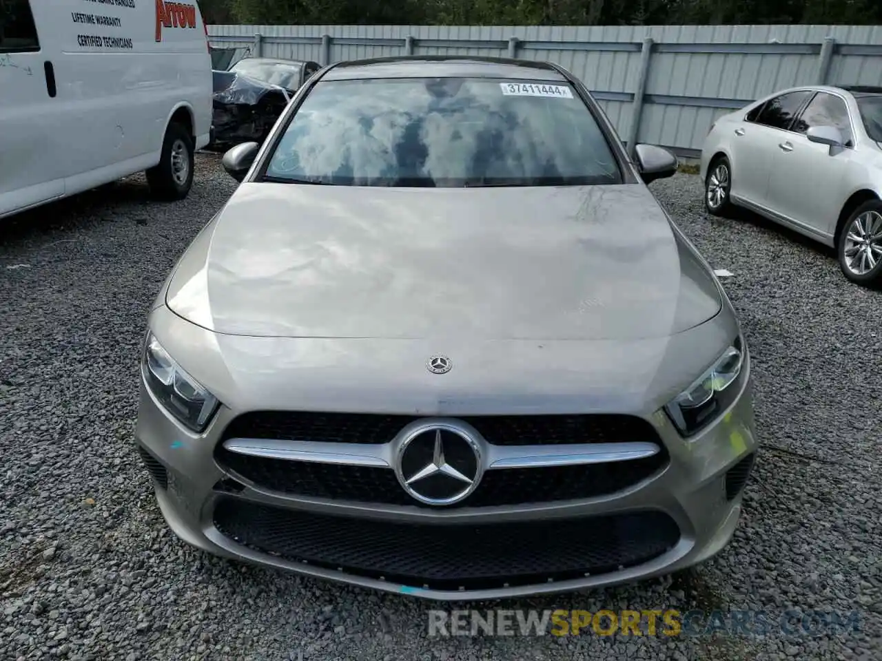 5 Photograph of a damaged car WDD3G4EB5KW023872 MERCEDES-BENZ A-CLASS 2019