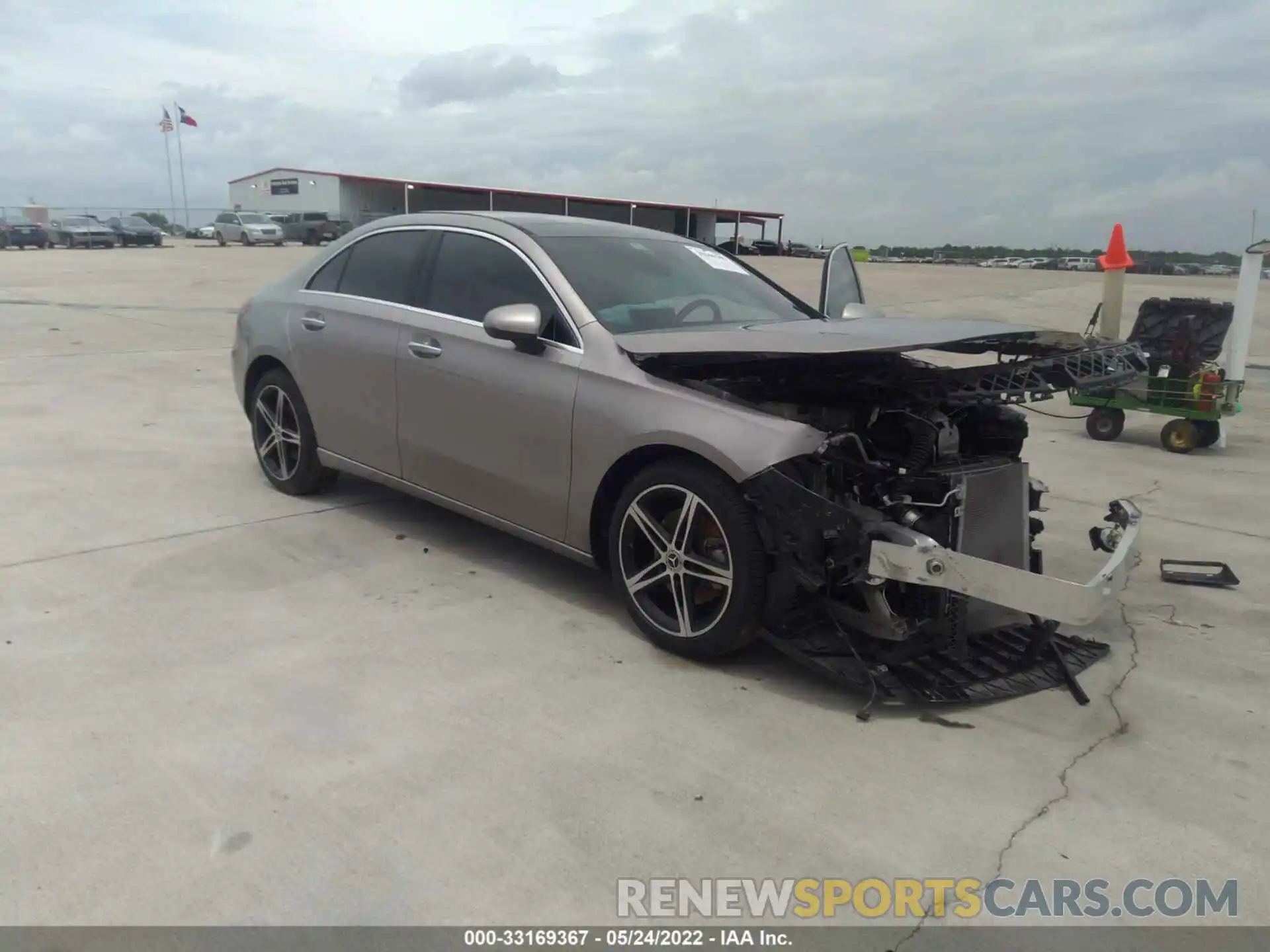 1 Photograph of a damaged car WDD3G4EB5KW035374 MERCEDES-BENZ A-CLASS 2019