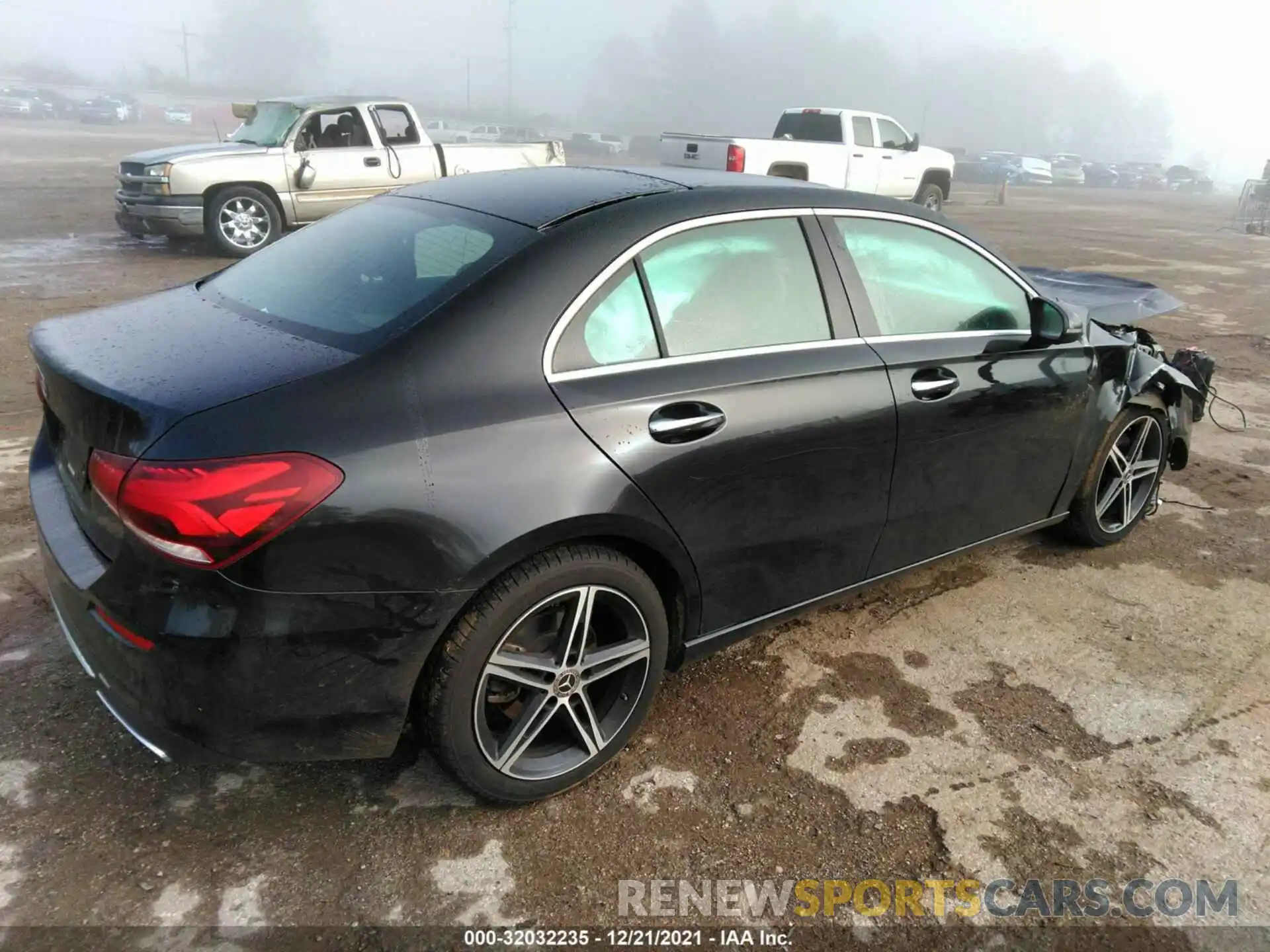 4 Photograph of a damaged car WDD3G4EB6KW013545 MERCEDES-BENZ A-CLASS 2019