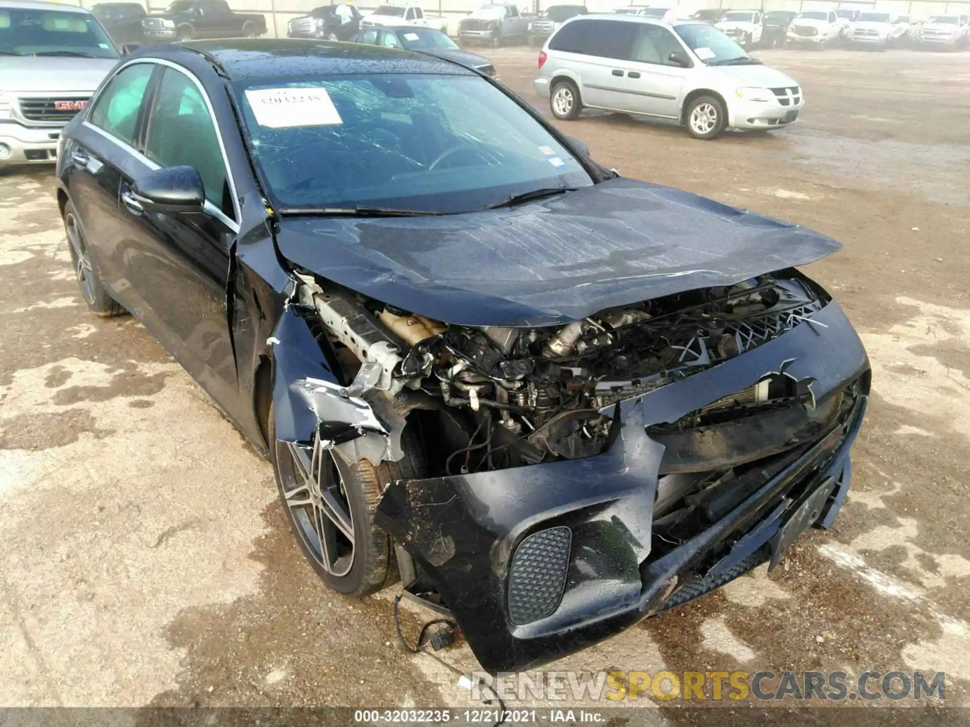 6 Photograph of a damaged car WDD3G4EB6KW013545 MERCEDES-BENZ A-CLASS 2019