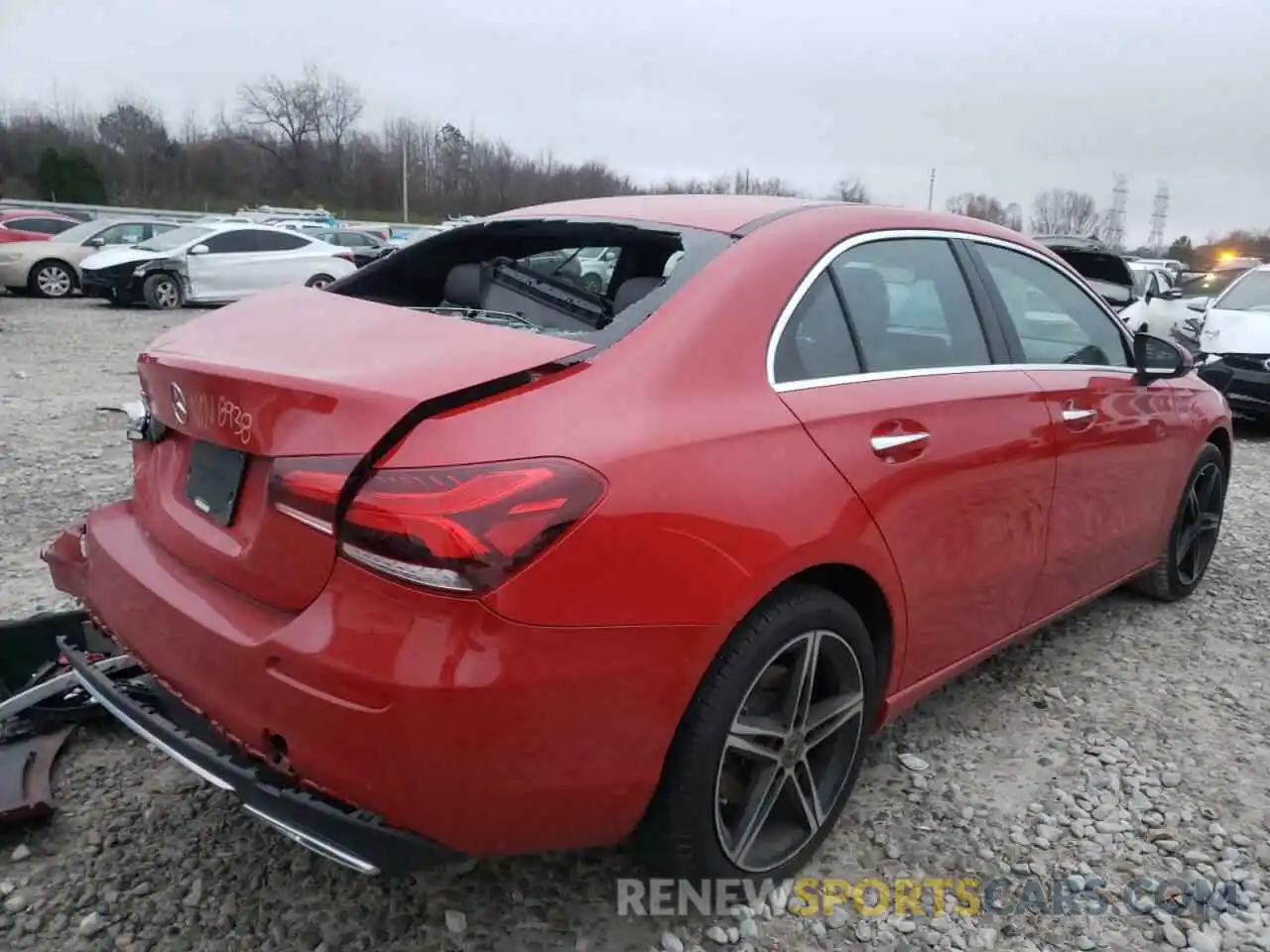 4 Photograph of a damaged car WDD3G4EB6KW018938 MERCEDES-BENZ A-CLASS 2019