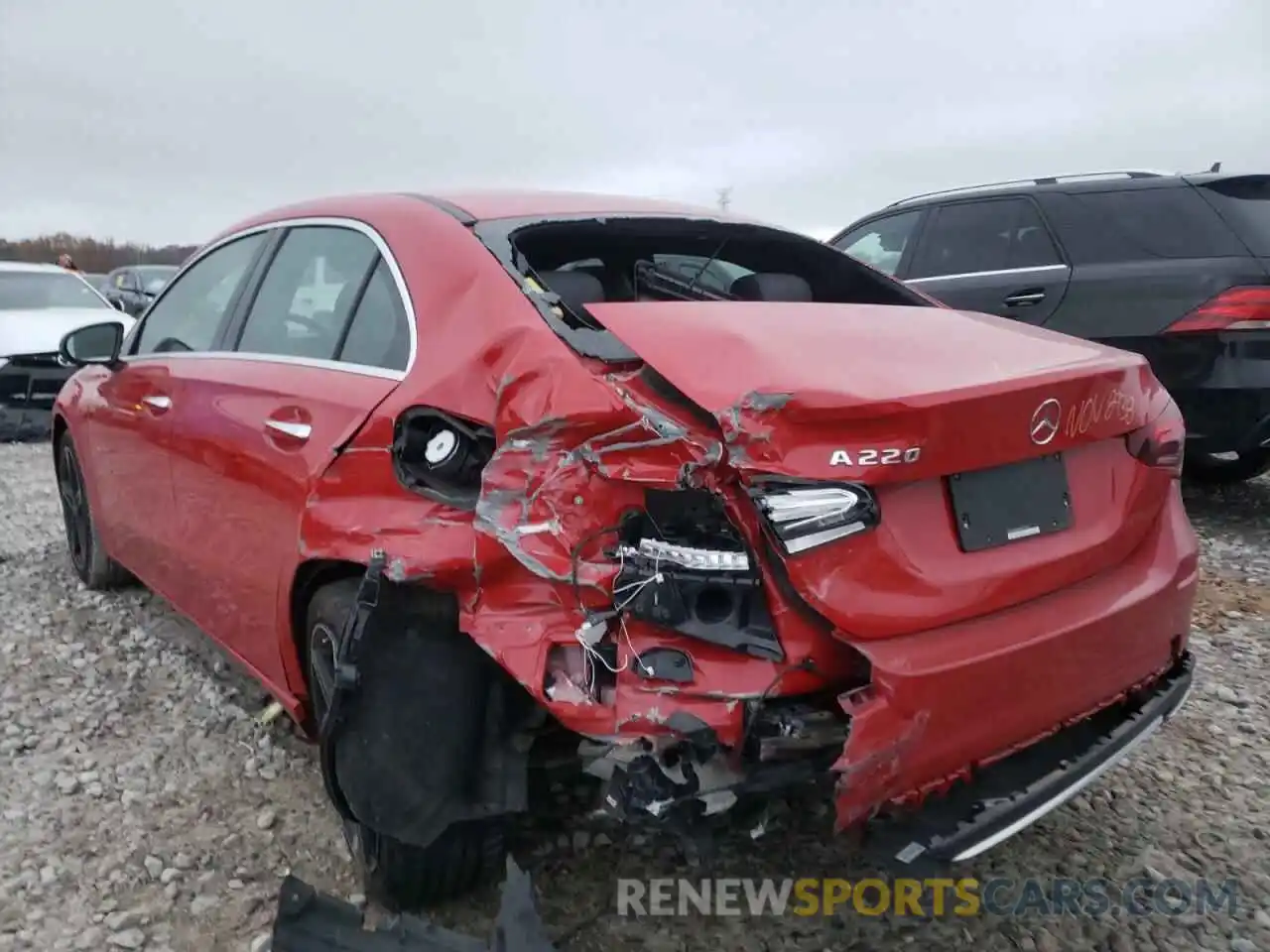 9 Photograph of a damaged car WDD3G4EB6KW018938 MERCEDES-BENZ A-CLASS 2019