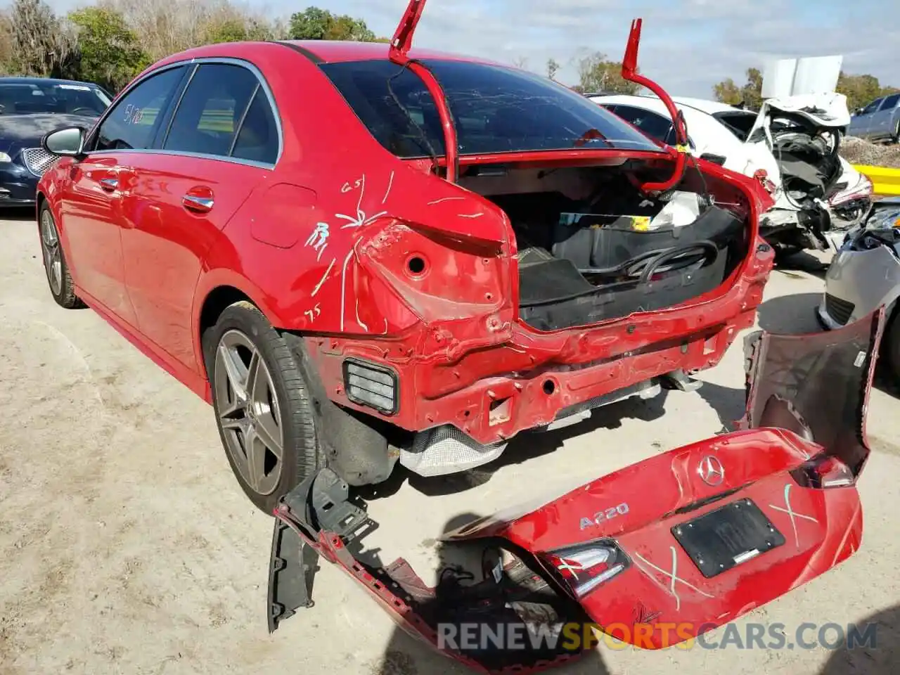 3 Photograph of a damaged car WDD3G4EB6KW019281 MERCEDES-BENZ A-CLASS 2019