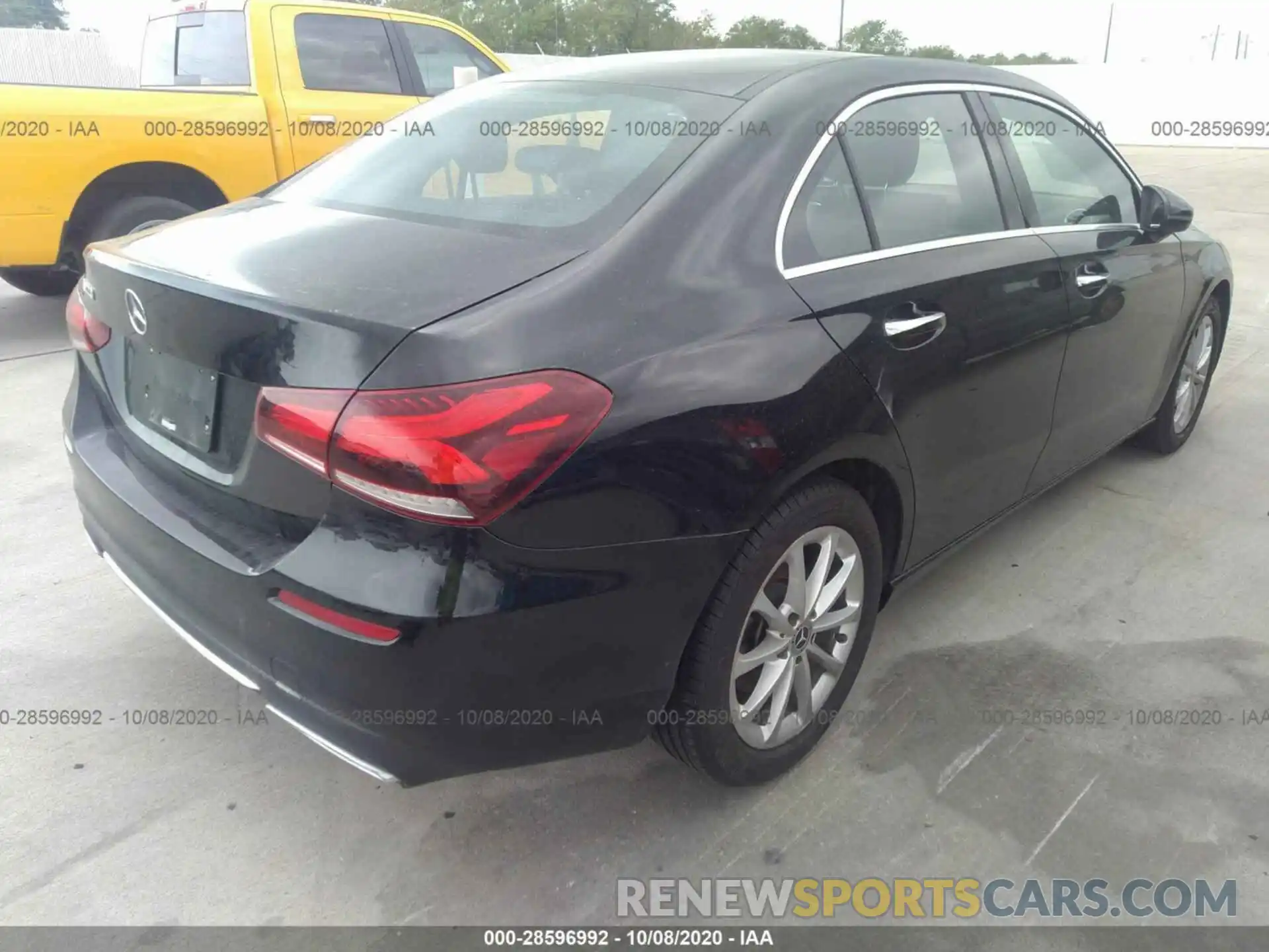 4 Photograph of a damaged car WDD3G4EB6KW027011 MERCEDES-BENZ A-CLASS 2019