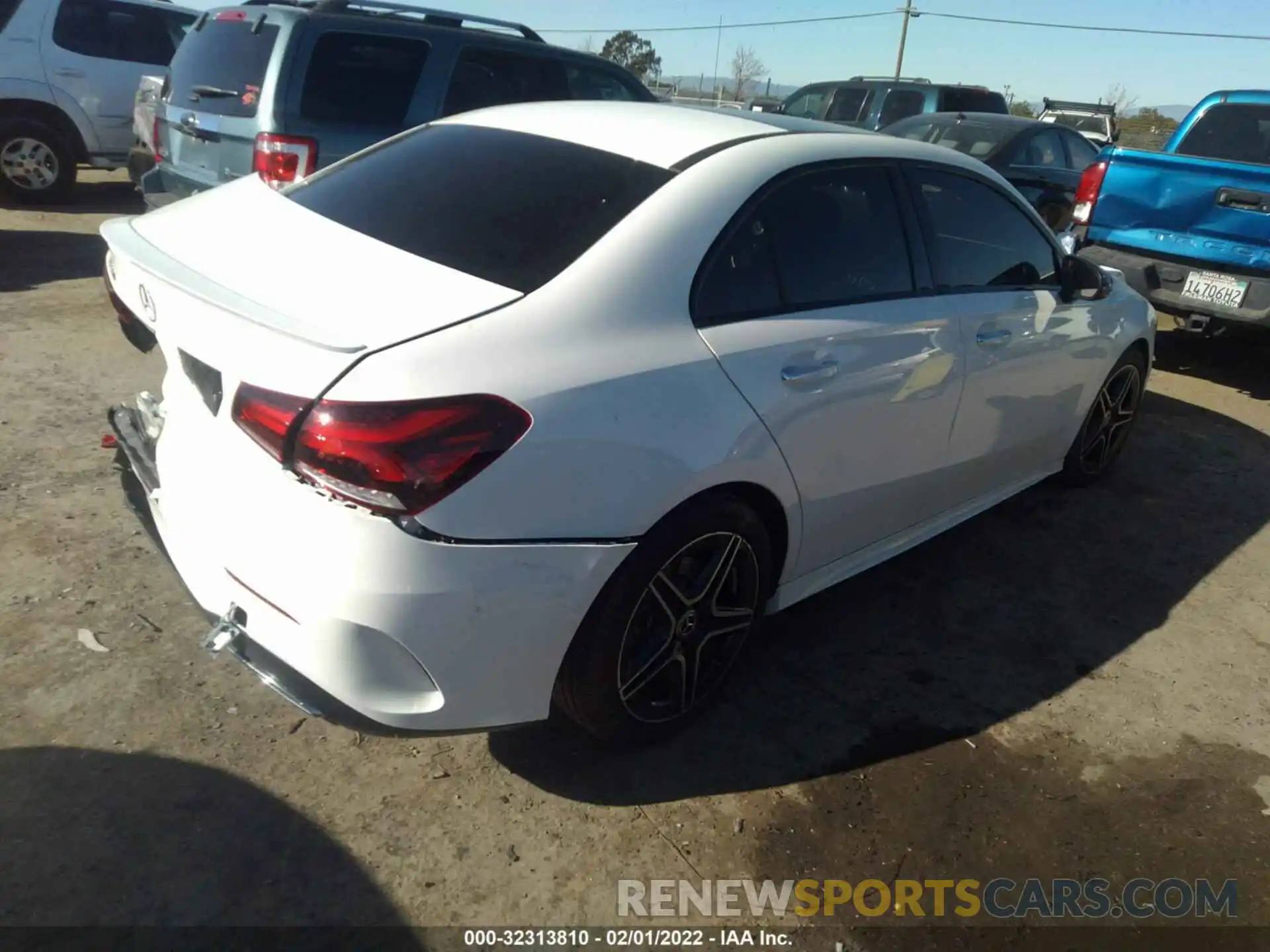 4 Photograph of a damaged car WDD3G4EB6KW030538 MERCEDES-BENZ A-CLASS 2019