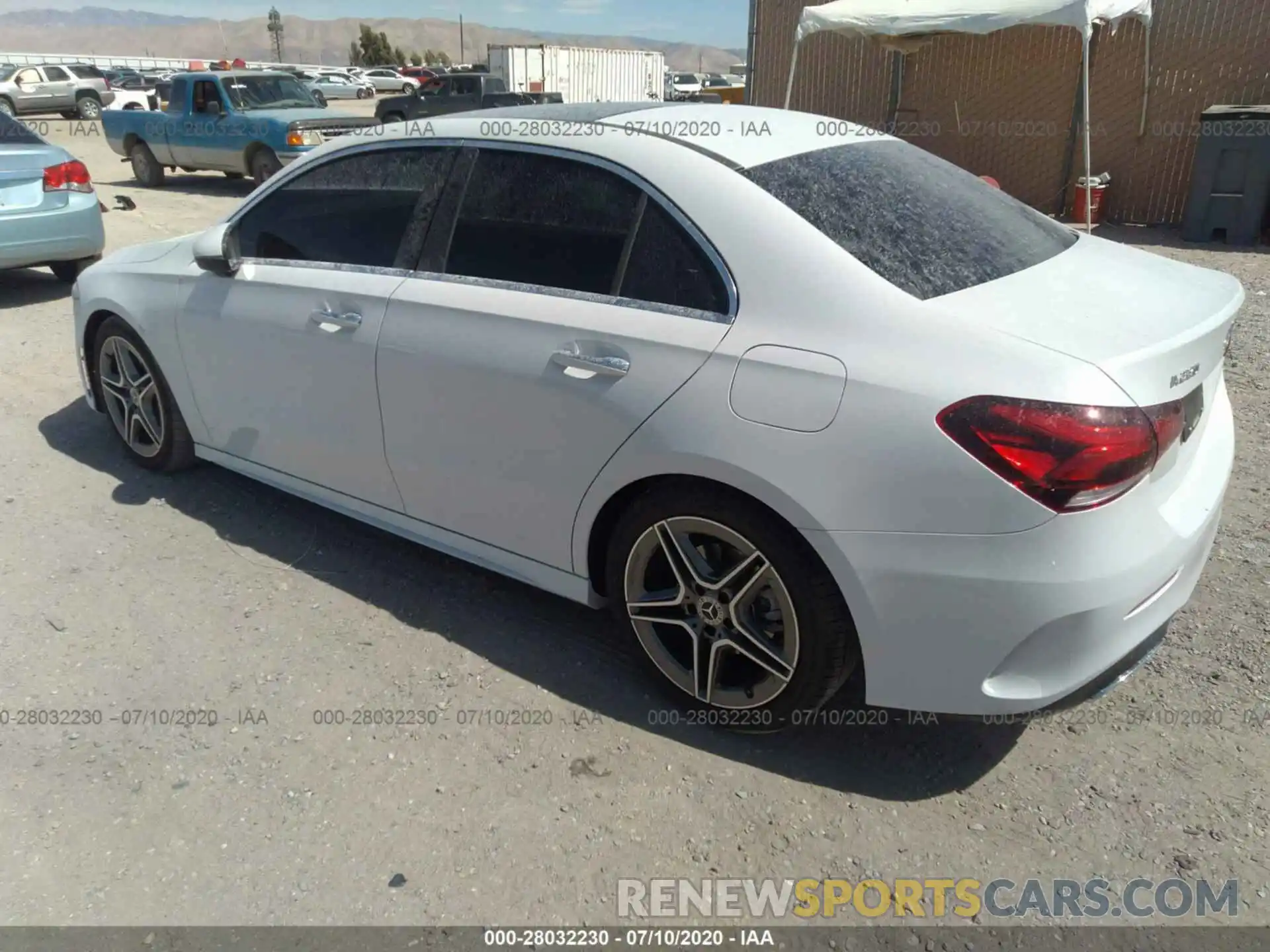 3 Фотография поврежденного автомобиля WDD3G4EB6KW031589 MERCEDES-BENZ A-CLASS 2019