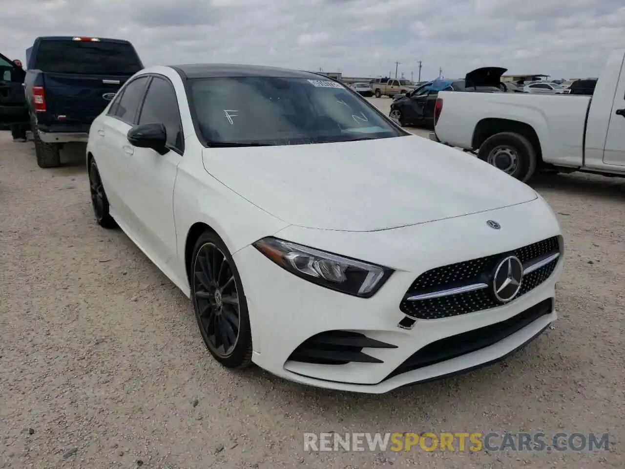 1 Photograph of a damaged car WDD3G4EB7KW010962 MERCEDES-BENZ A-CLASS 2019