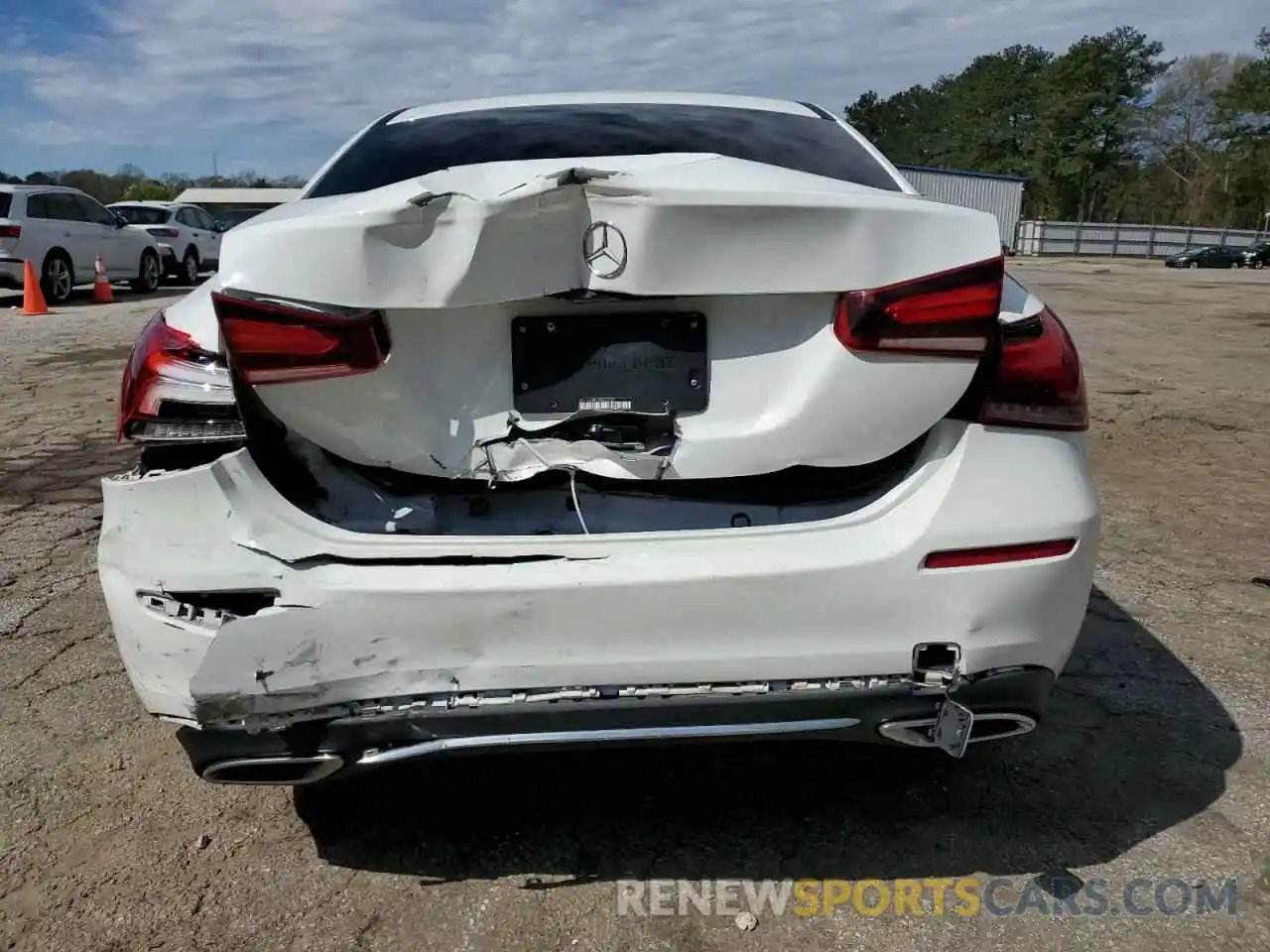 6 Photograph of a damaged car WDD3G4EB7KW019757 MERCEDES-BENZ A-CLASS 2019