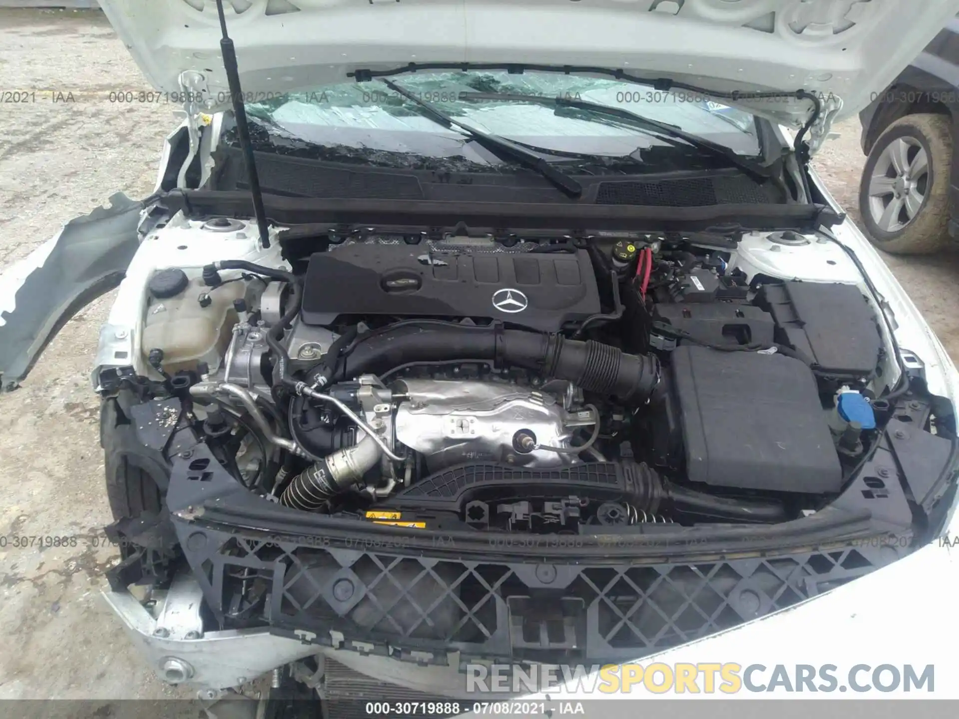 10 Photograph of a damaged car WDD3G4EB7KW020407 MERCEDES-BENZ A-CLASS 2019