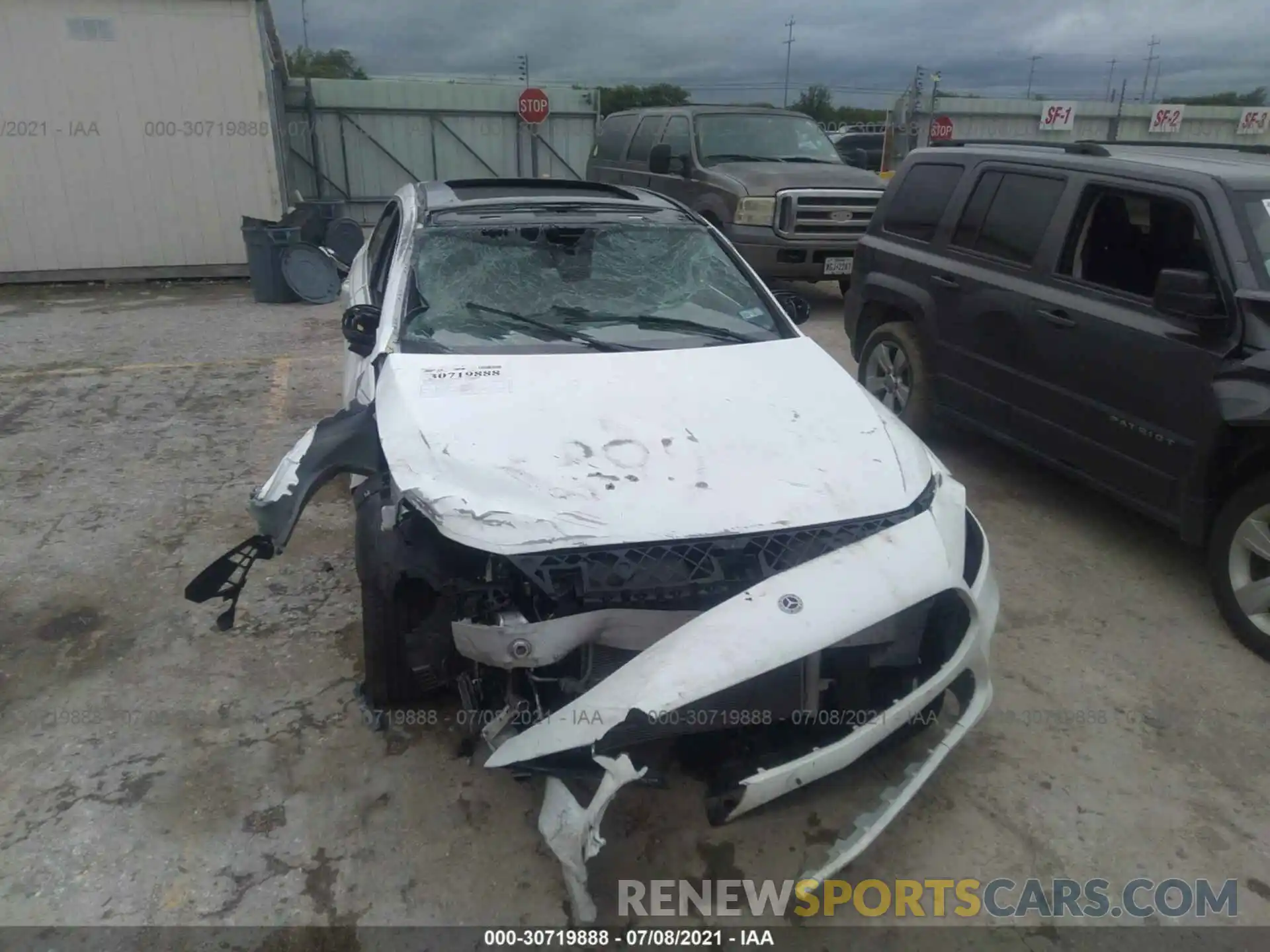 6 Photograph of a damaged car WDD3G4EB7KW020407 MERCEDES-BENZ A-CLASS 2019