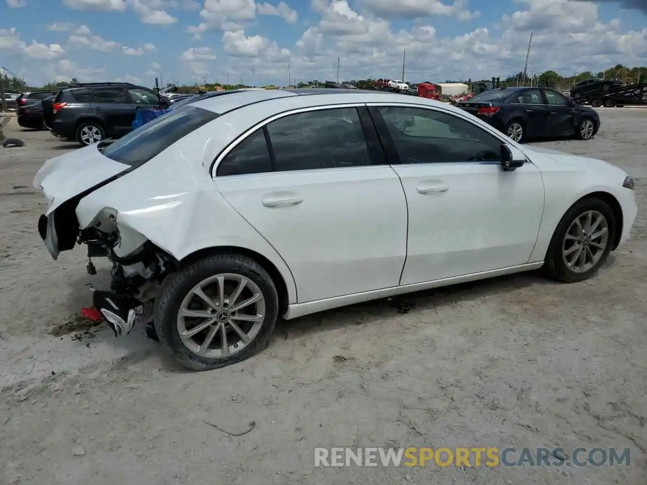 3 Photograph of a damaged car WDD3G4EB8KW005608 MERCEDES-BENZ A-CLASS 2019