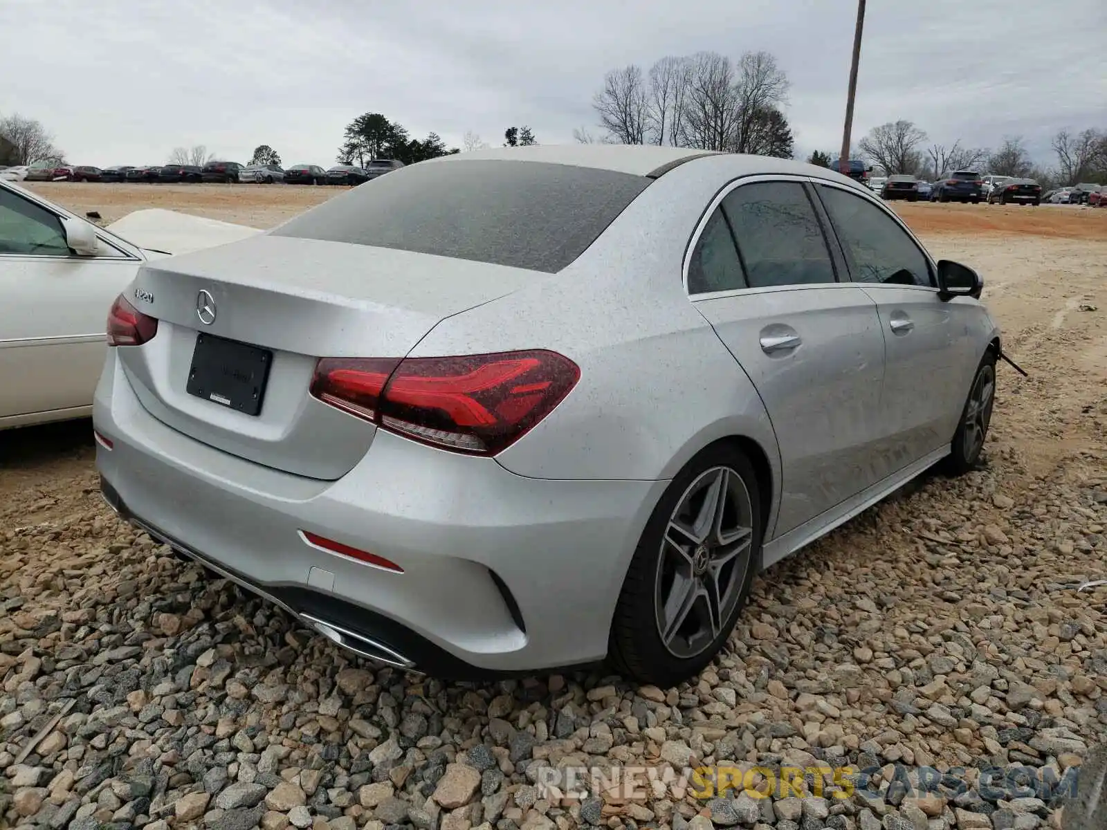 4 Photograph of a damaged car WDD3G4EB8KW012526 MERCEDES-BENZ A-CLASS 2019