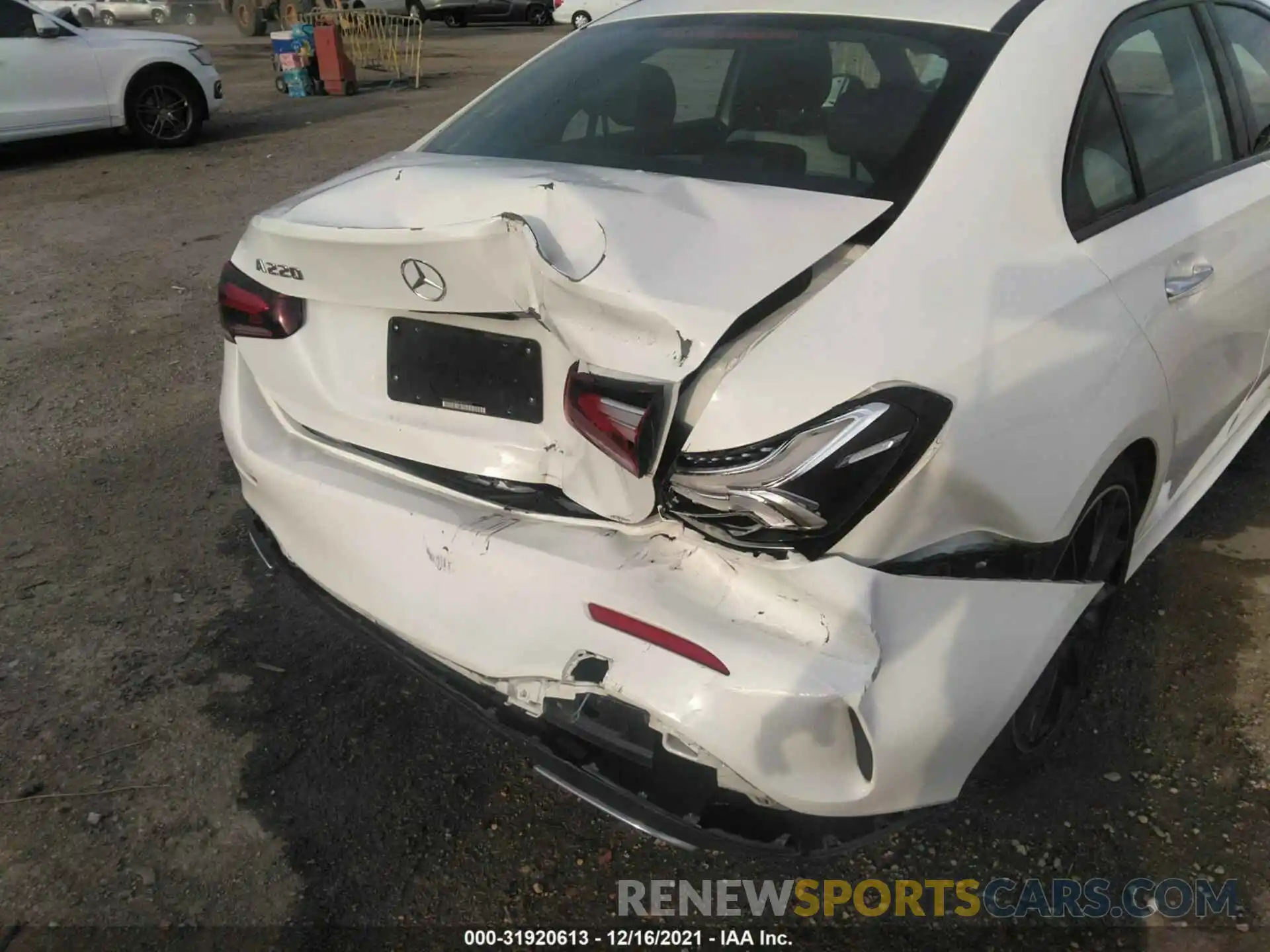 6 Photograph of a damaged car WDD3G4EB8KW020013 MERCEDES-BENZ A-CLASS 2019