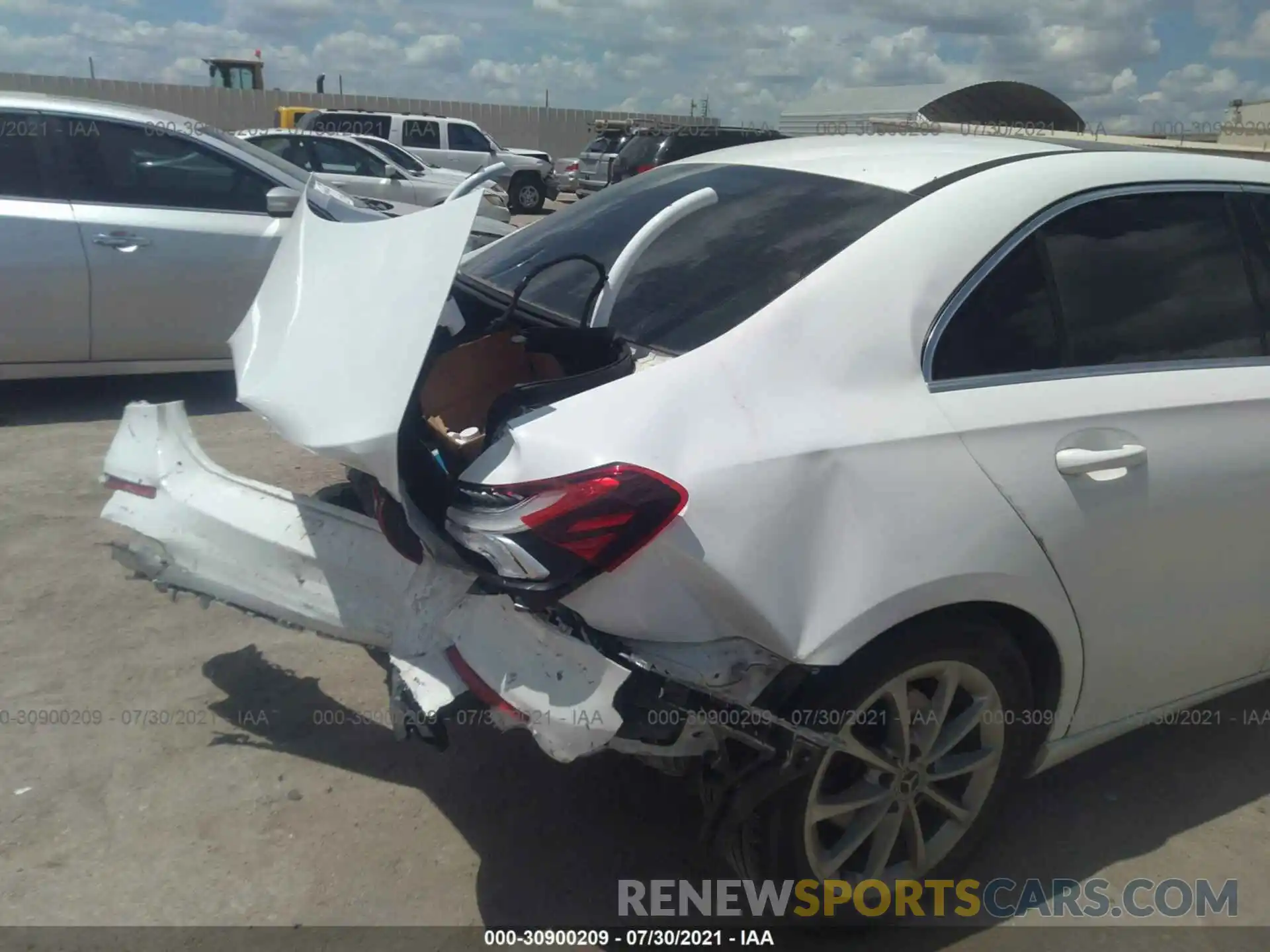 6 Photograph of a damaged car WDD3G4EB8KW020805 MERCEDES-BENZ A-CLASS 2019