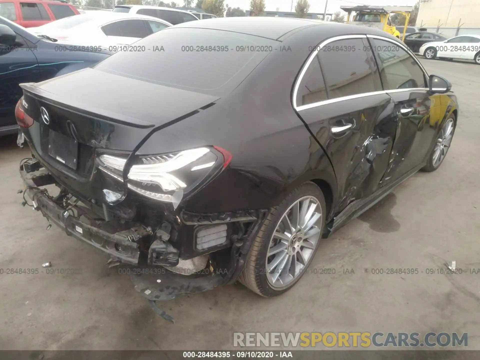 4 Photograph of a damaged car WDD3G4EB8KW022165 MERCEDES-BENZ A-CLASS 2019