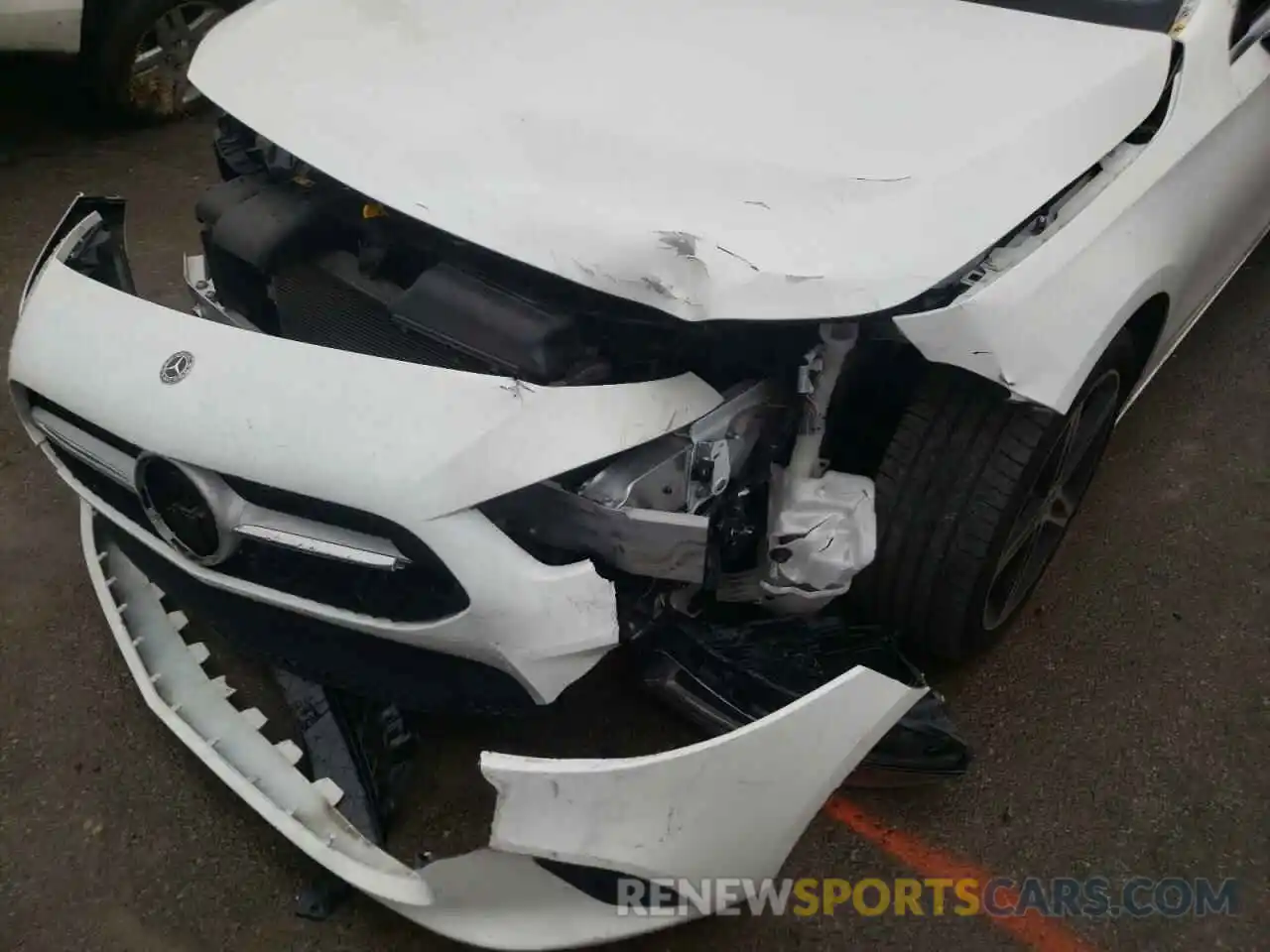 9 Photograph of a damaged car WDD3G4EB8KW022229 MERCEDES-BENZ A-CLASS 2019