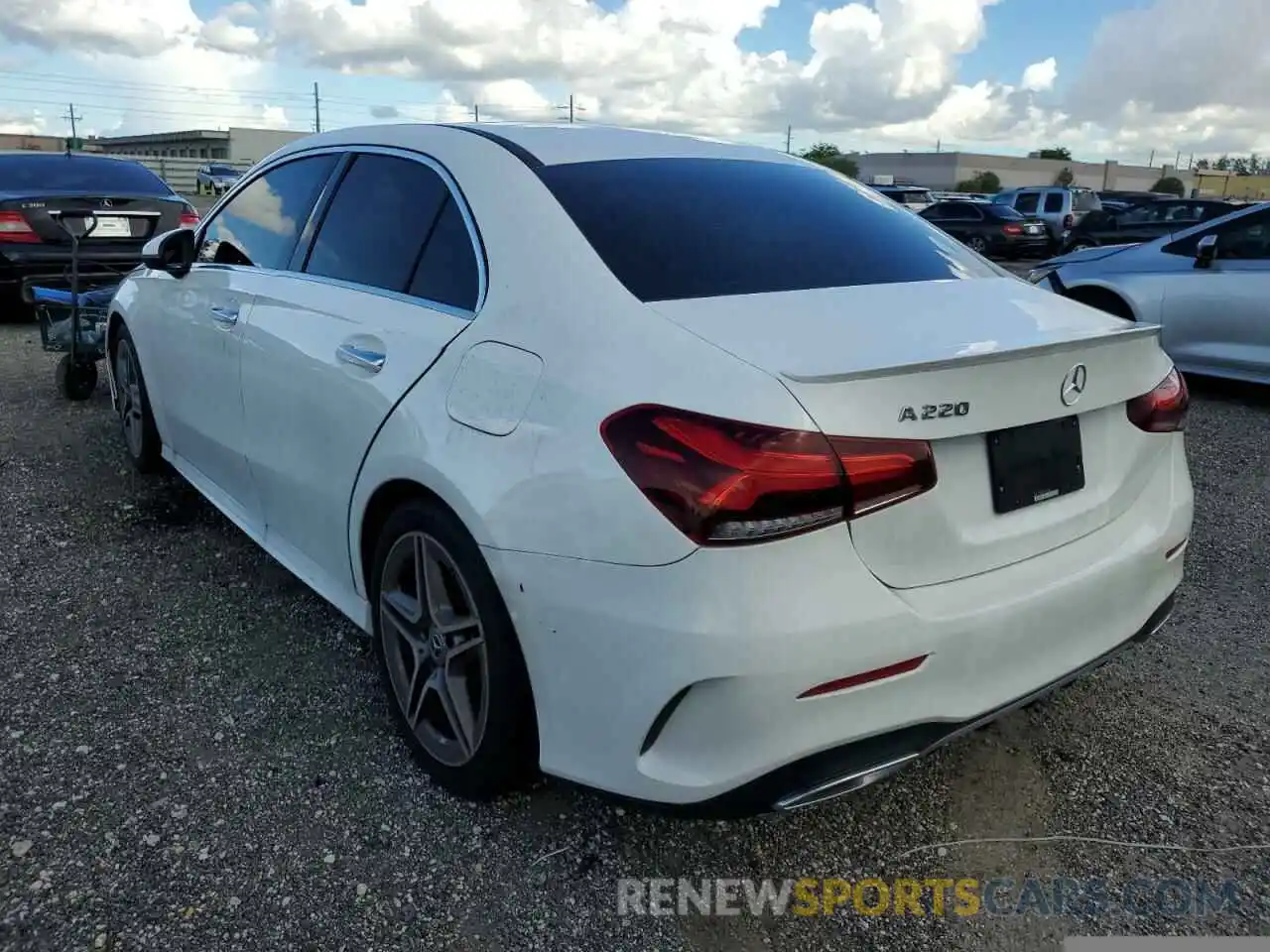 3 Photograph of a damaged car WDD3G4EB8KW025759 MERCEDES-BENZ A-CLASS 2019