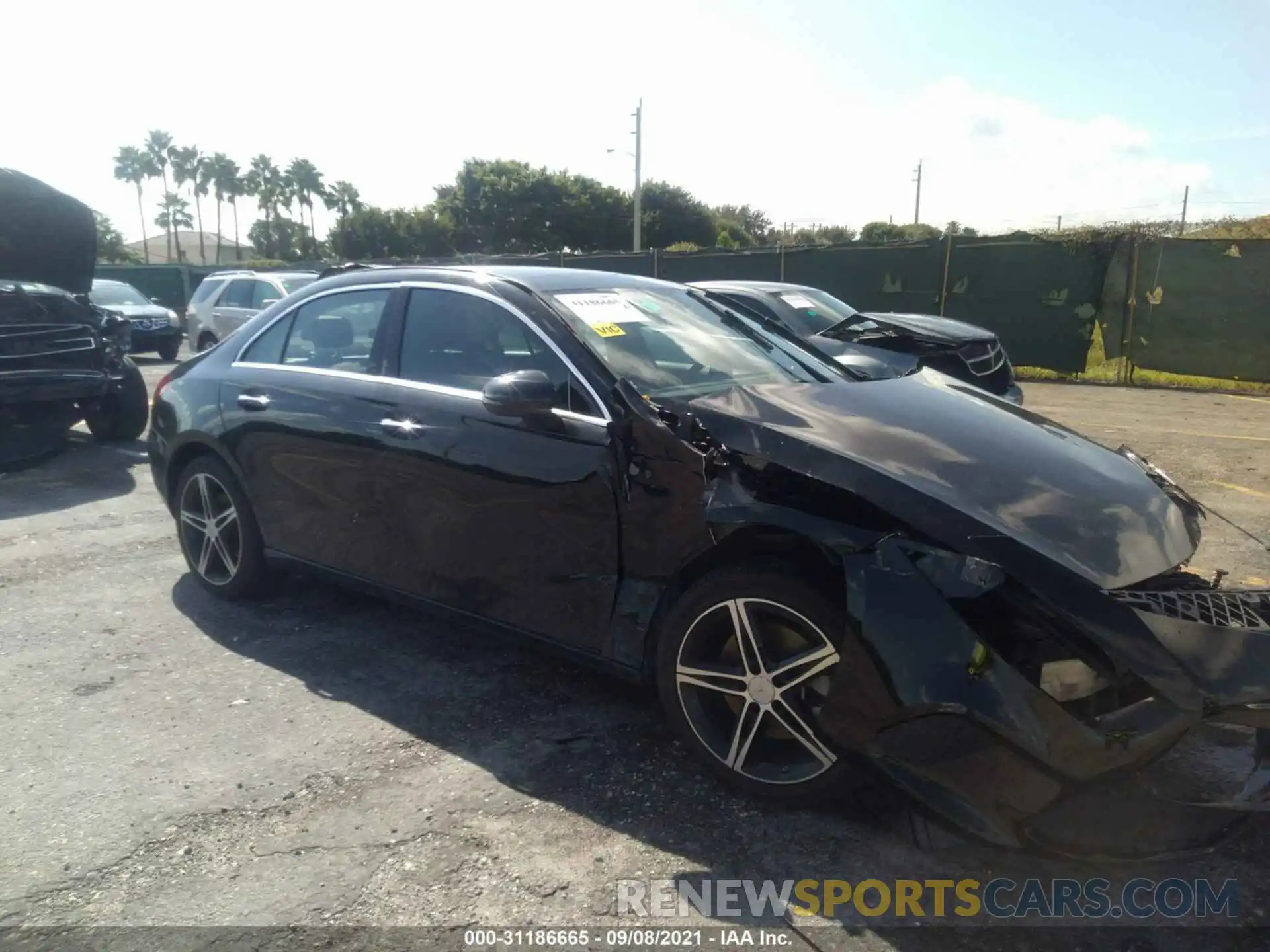 1 Photograph of a damaged car WDD3G4EB8KW028192 MERCEDES-BENZ A-CLASS 2019