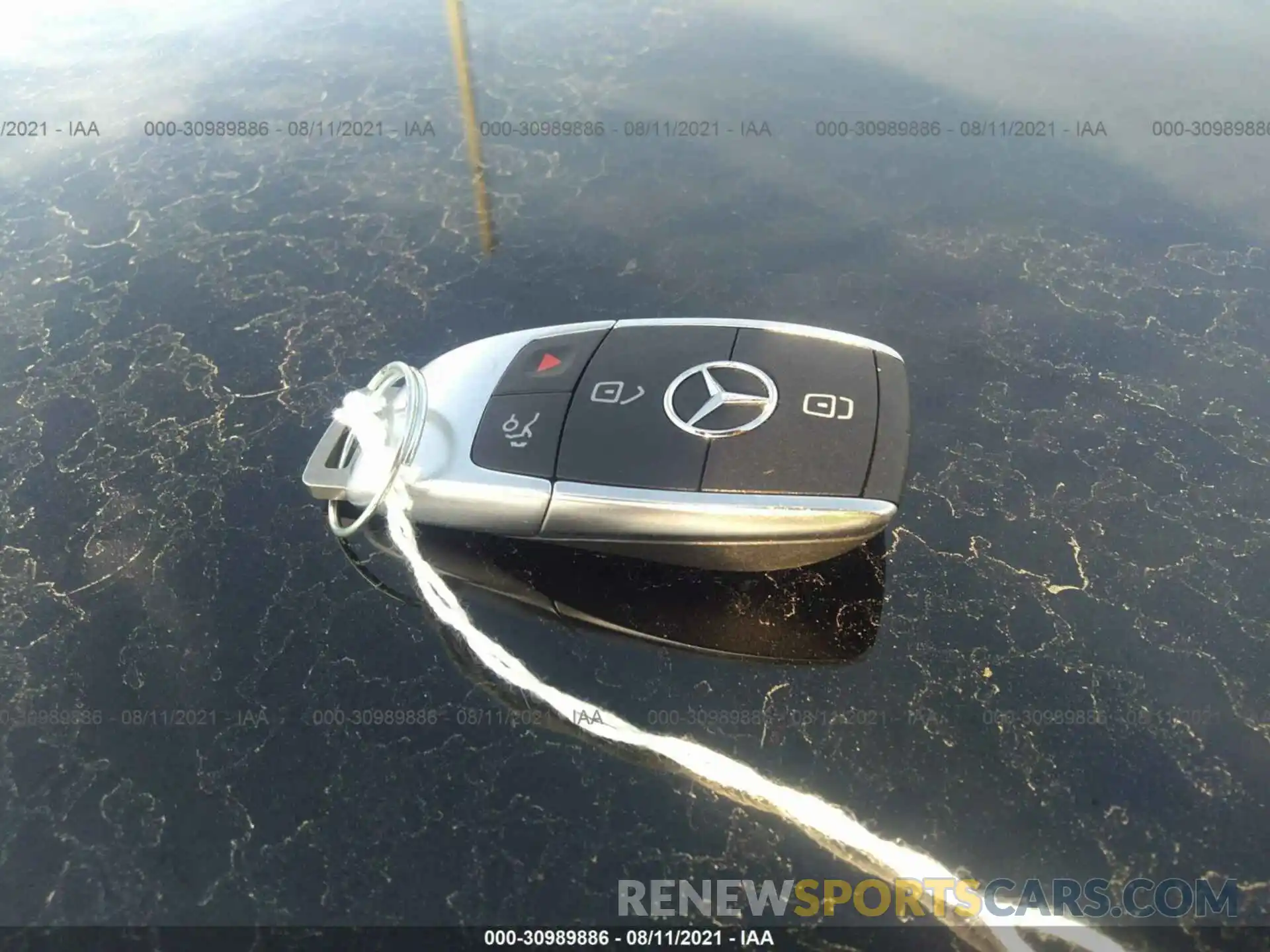 11 Фотография поврежденного автомобиля WDD3G4EB8KW031996 MERCEDES-BENZ A-CLASS 2019