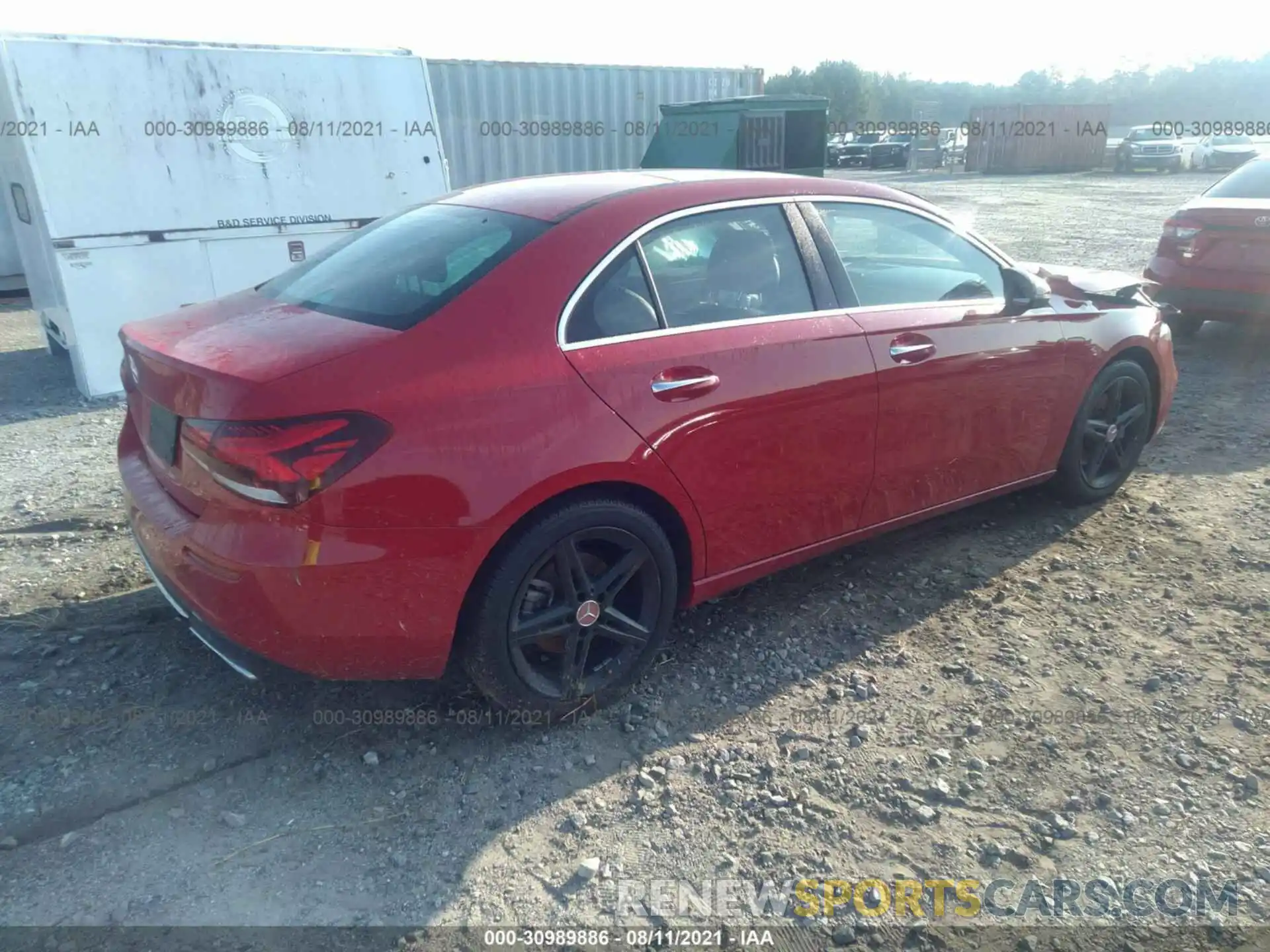 4 Photograph of a damaged car WDD3G4EB8KW031996 MERCEDES-BENZ A-CLASS 2019