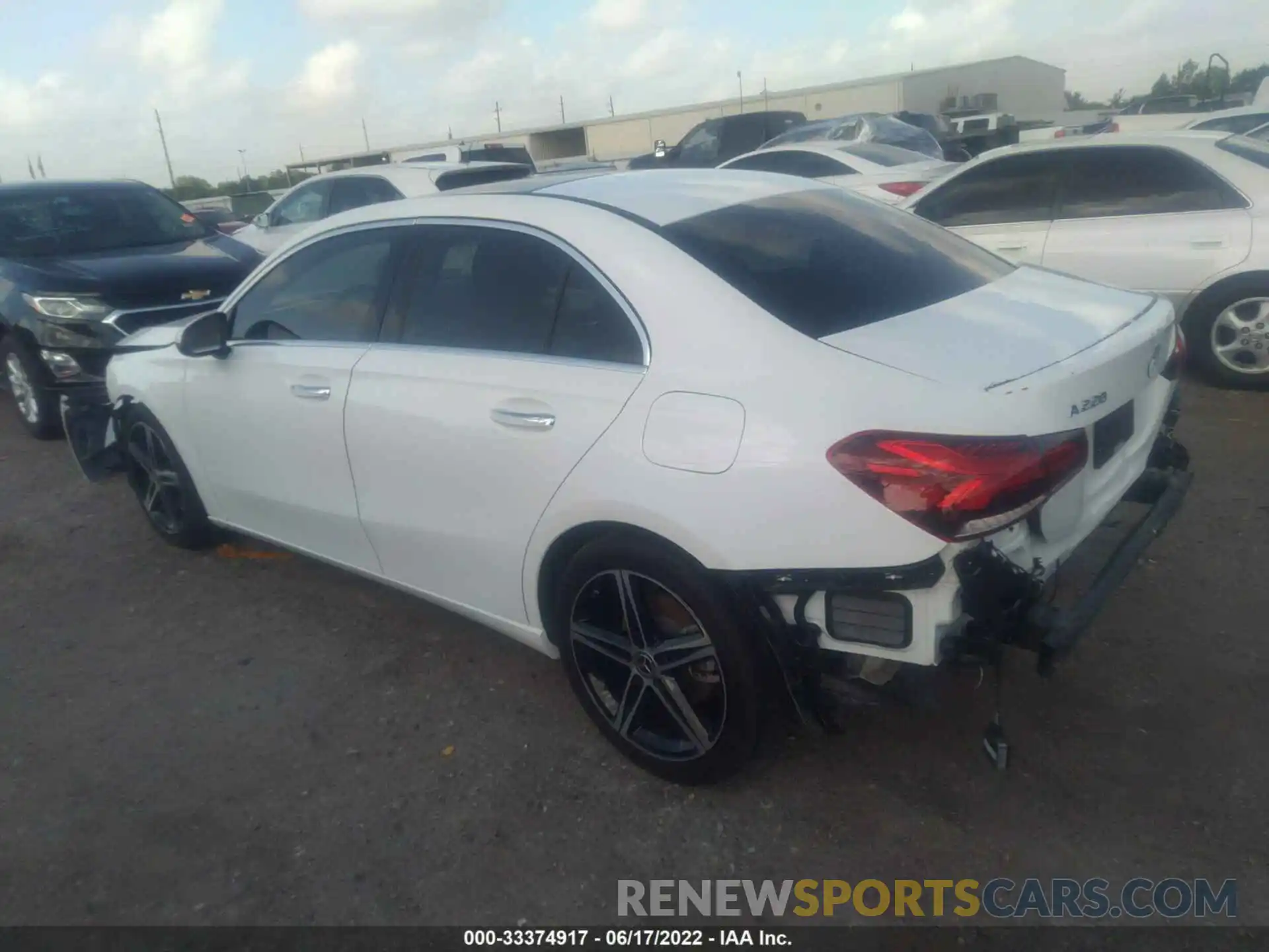 3 Photograph of a damaged car WDD3G4EB8KW035143 MERCEDES-BENZ A-CLASS 2019