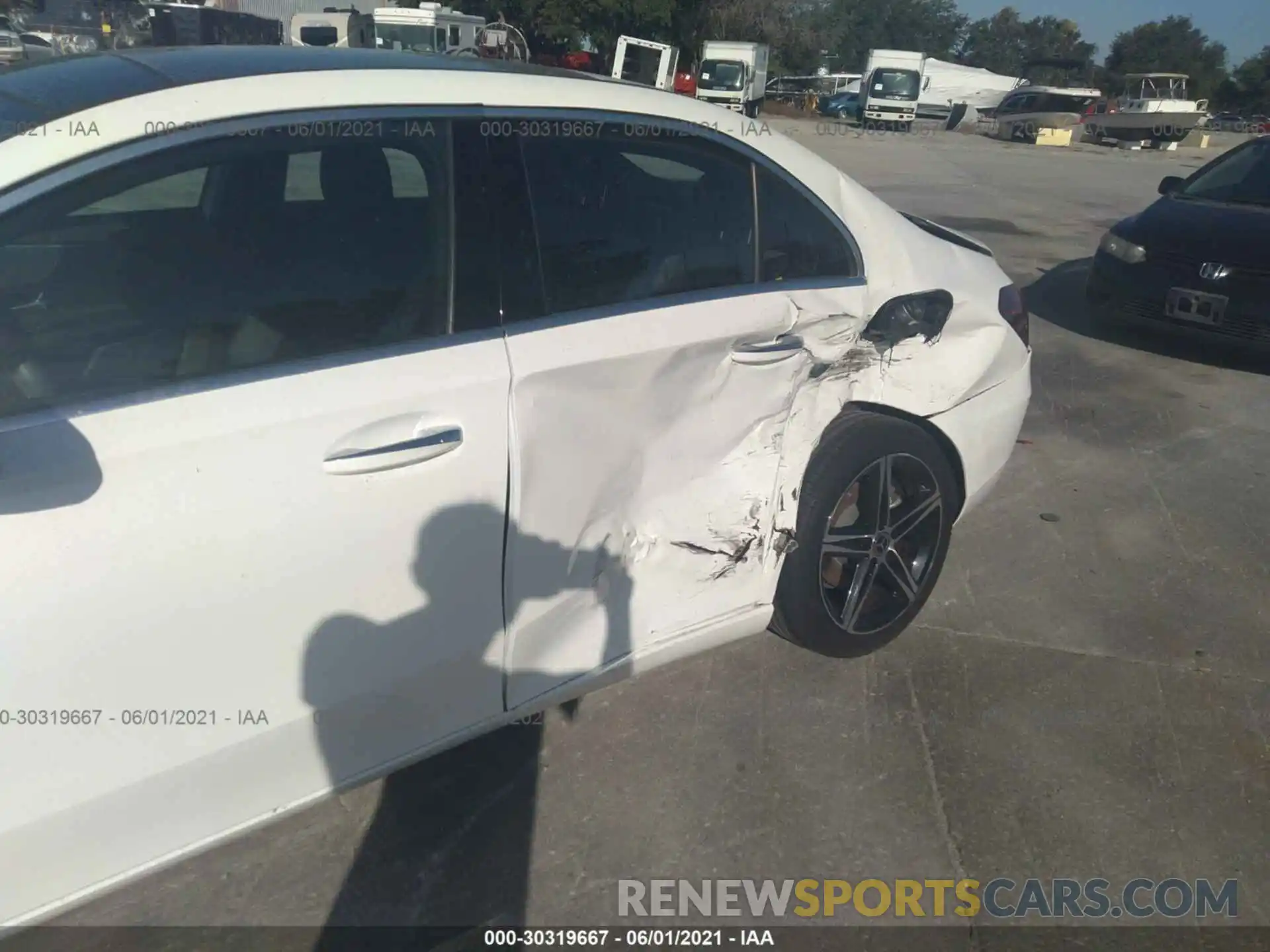 6 Photograph of a damaged car WDD3G4EB9KW000563 MERCEDES-BENZ A-CLASS 2019