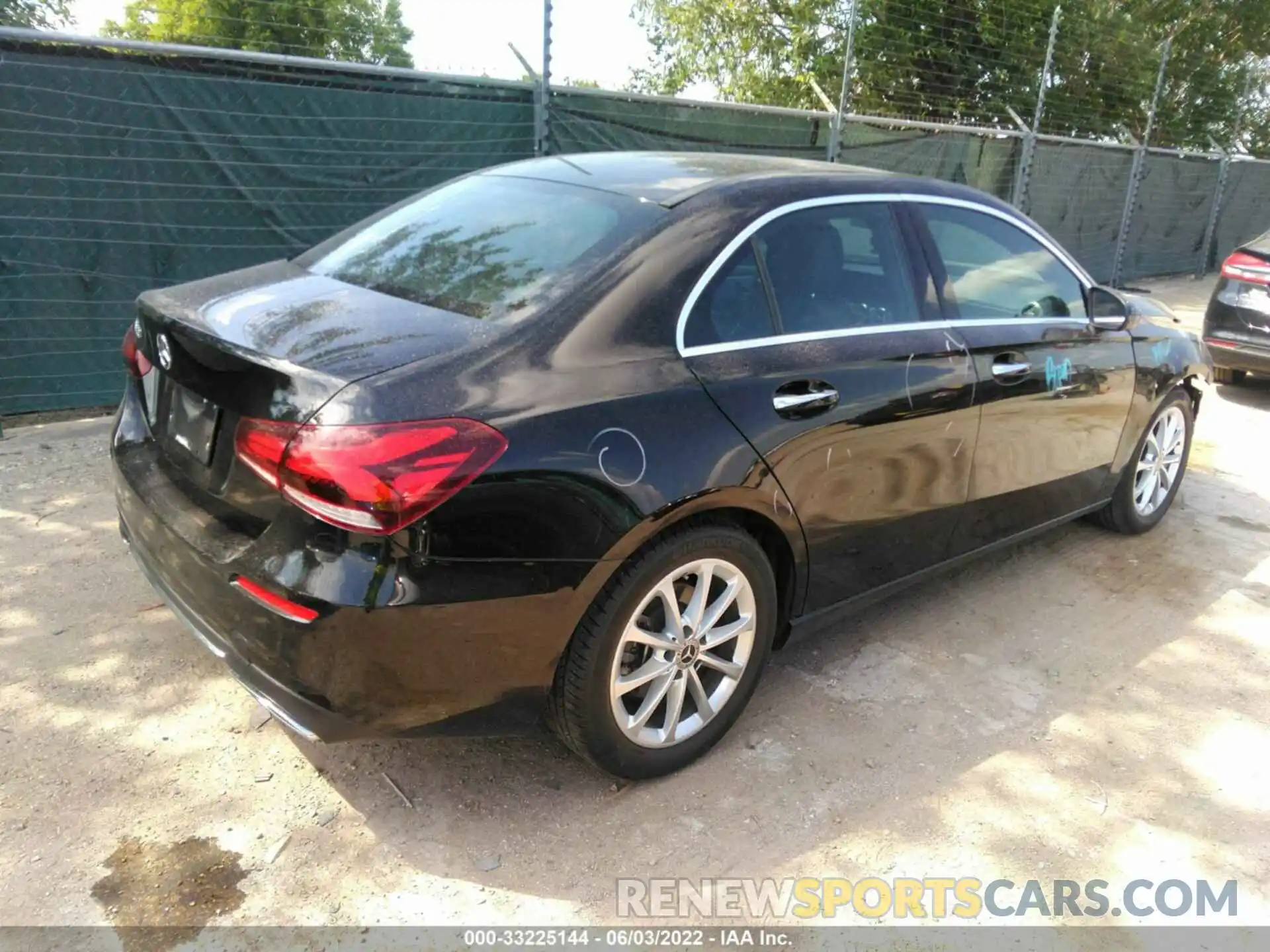 4 Photograph of a damaged car WDD3G4EB9KW002622 MERCEDES-BENZ A-CLASS 2019