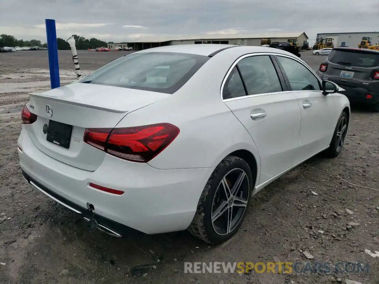 4 Photograph of a damaged car WDD3G4EB9KW015483 MERCEDES-BENZ A-CLASS 2019