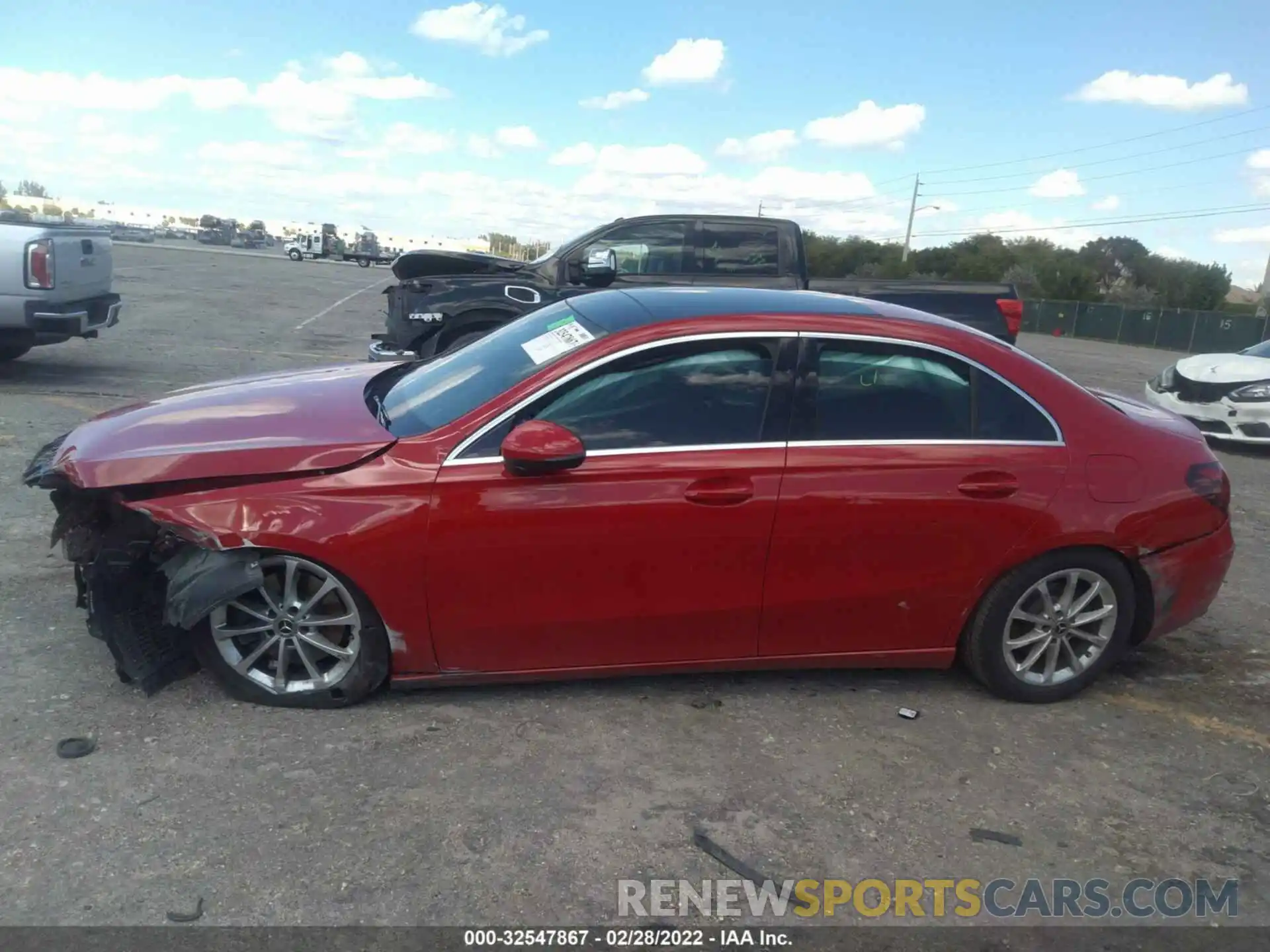 6 Photograph of a damaged car WDD3G4EB9KW023633 MERCEDES-BENZ A-CLASS 2019