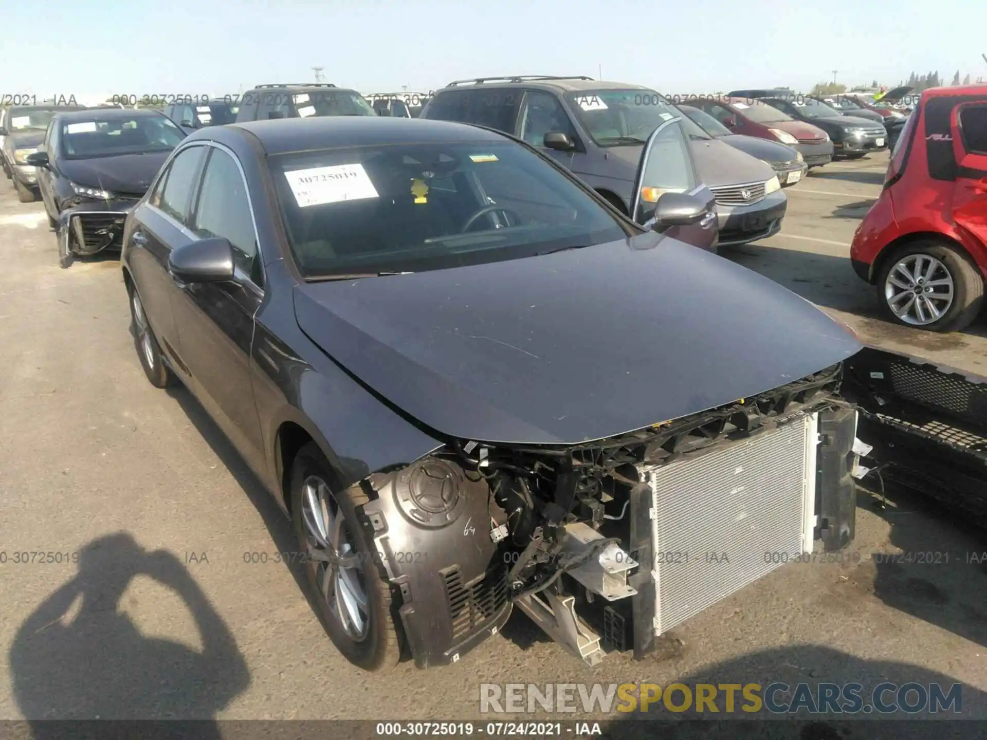 1 Photograph of a damaged car WDD3G4EB9KW026208 MERCEDES-BENZ A-CLASS 2019