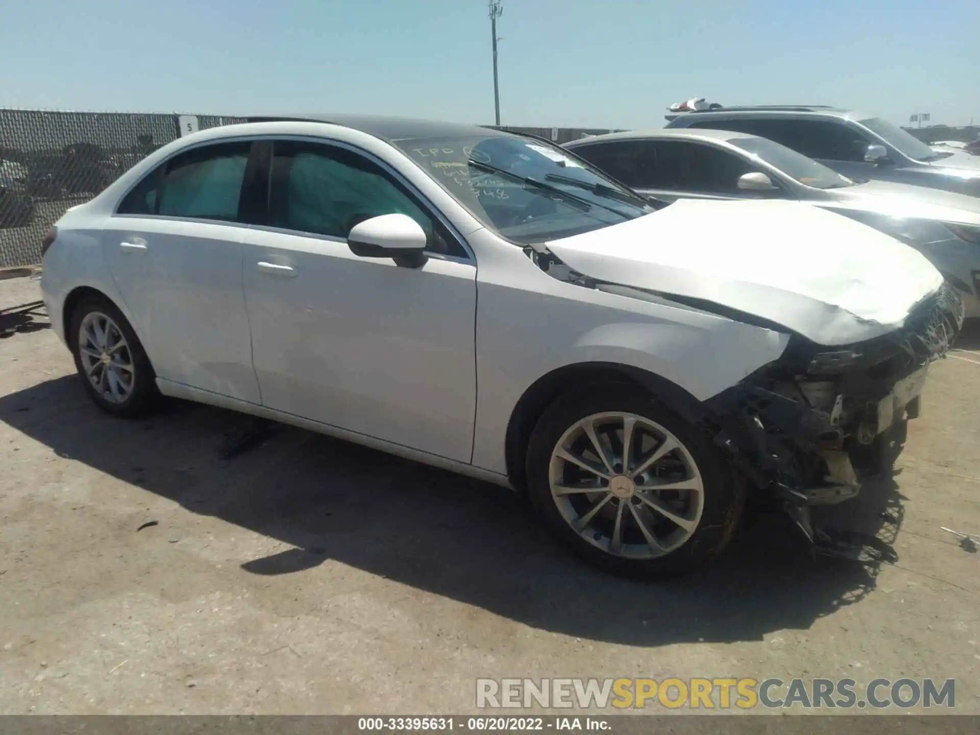 1 Photograph of a damaged car WDD3G4EB9KW027522 MERCEDES-BENZ A-CLASS 2019