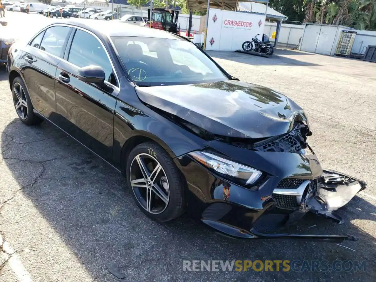 1 Photograph of a damaged car WDD3G4EB9KW033028 MERCEDES-BENZ A-CLASS 2019